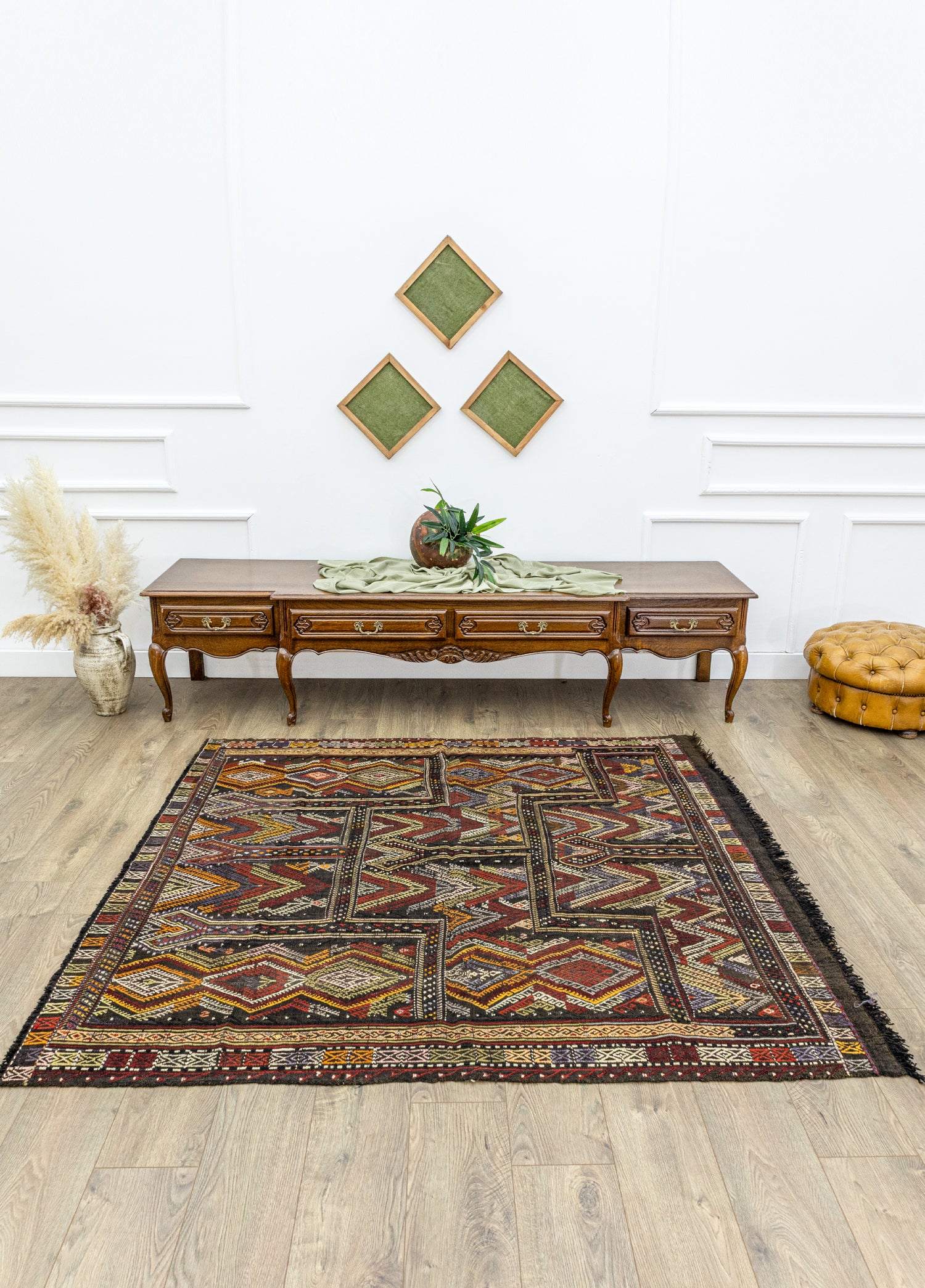 Ebren Geometric Hand-Woven Kilim 171x185 cm
