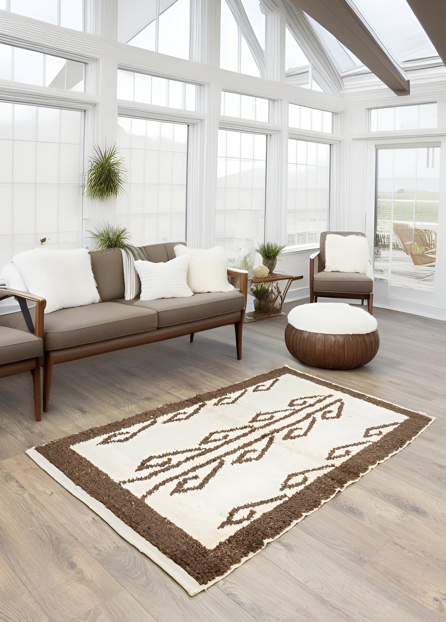 Tamara Bereket Patterned Wool Rug 96x175 cm