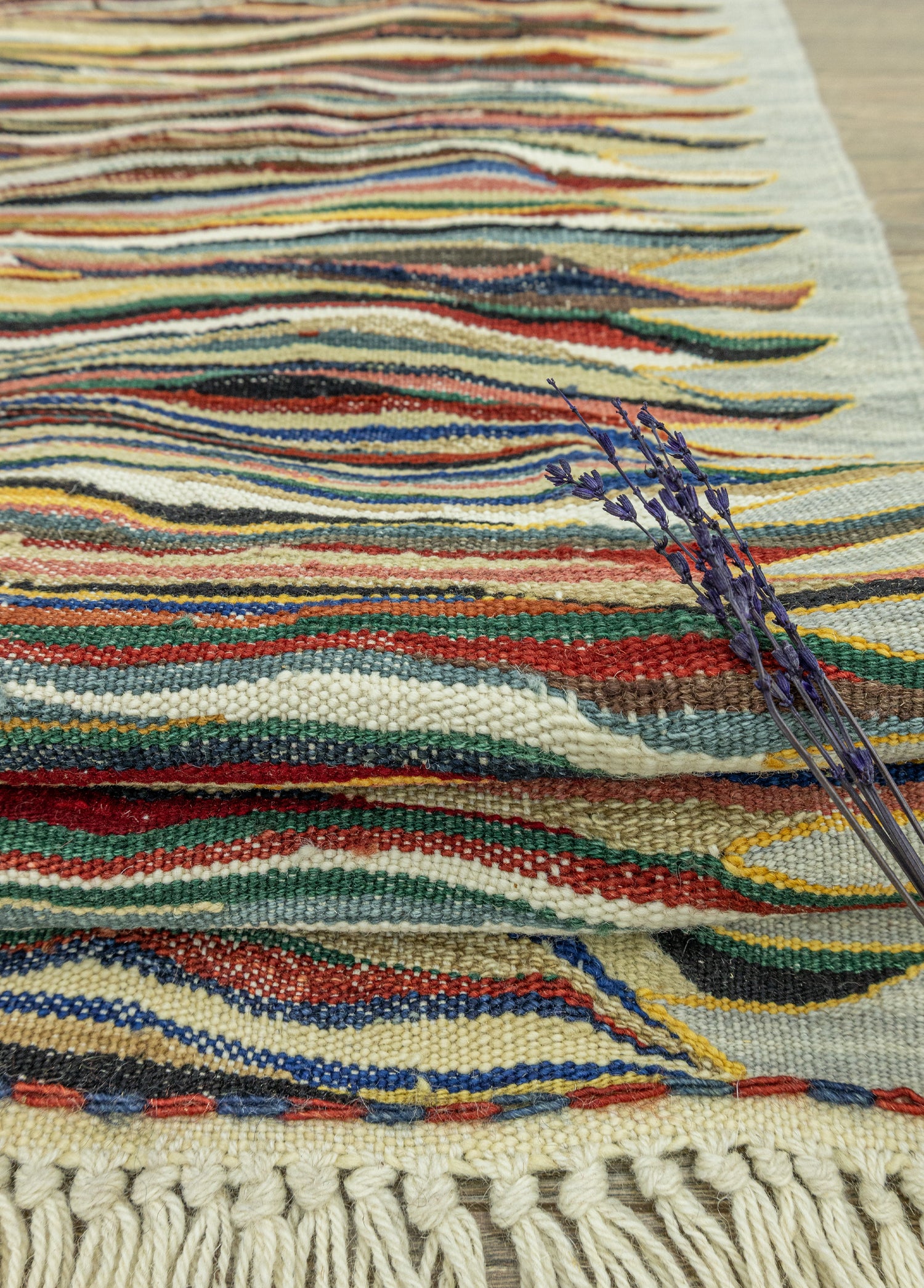 Heper Soyut Desenli Yün Kilim 119x162 cm