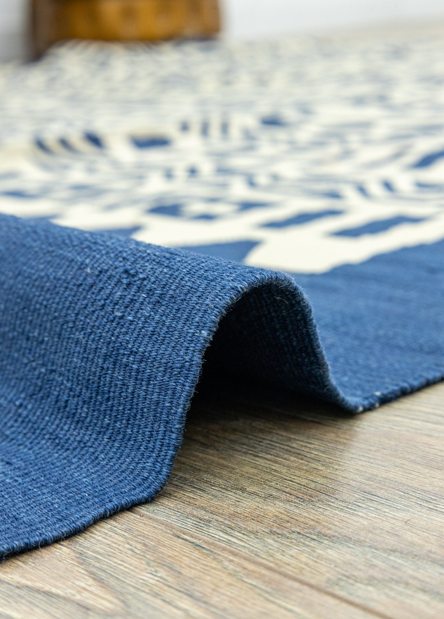 Zenge Primitive Design Wool Rug 231x311 cm