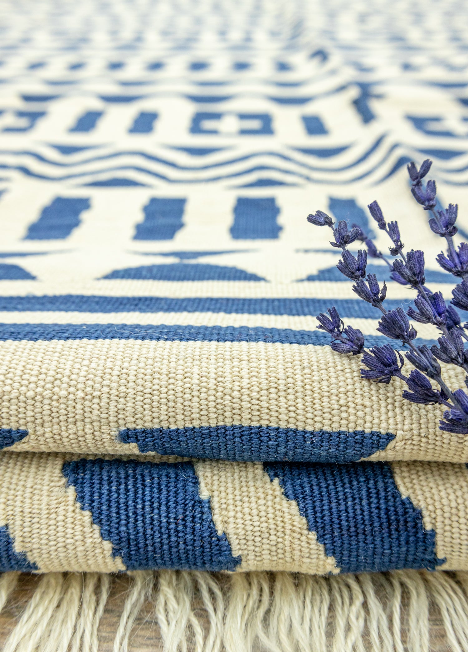 Zenge Primitive Design Wool Rug 231x311 cm