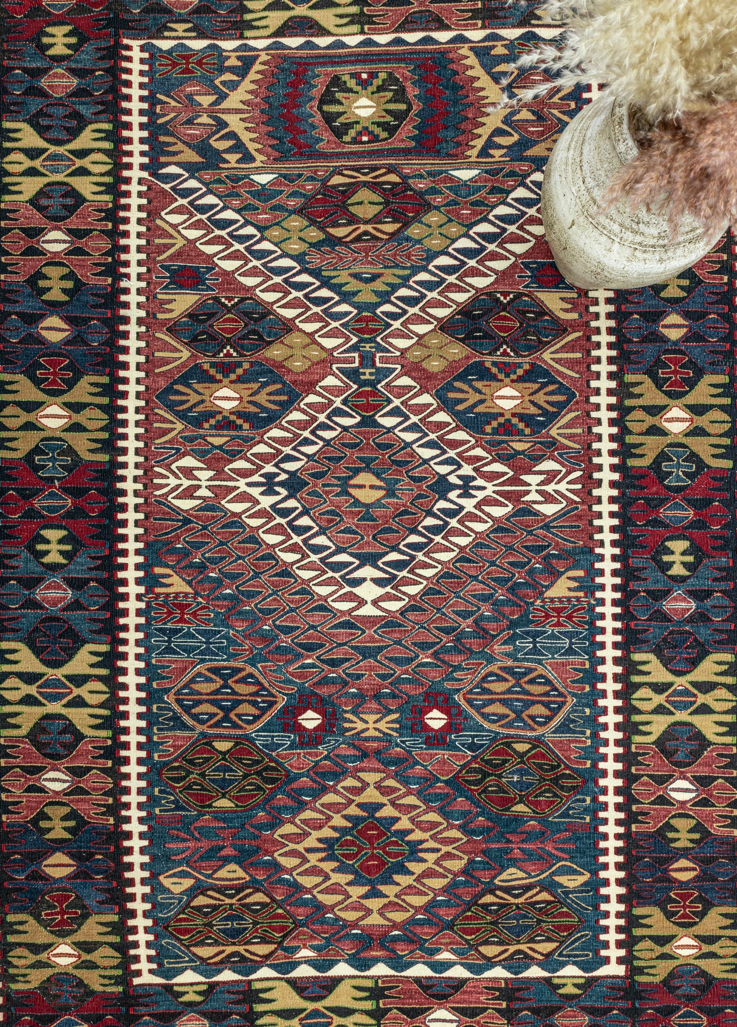 Vigen Rustic Hand-Woven Wool Nuzumla Kilim 136x196 cm
