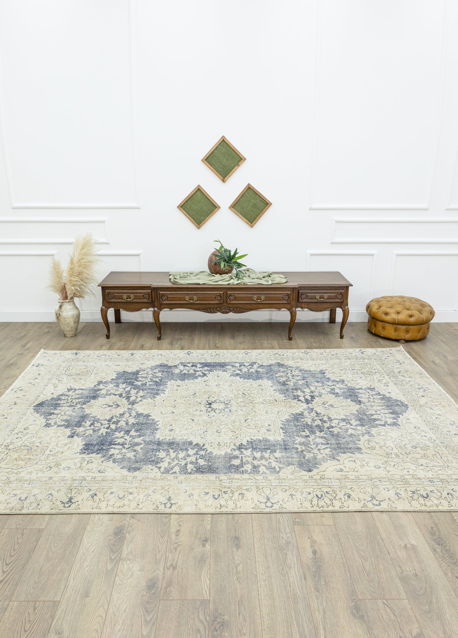 Viola Madalyon Tasarımlı El Dokuma Halı 210x314 cm