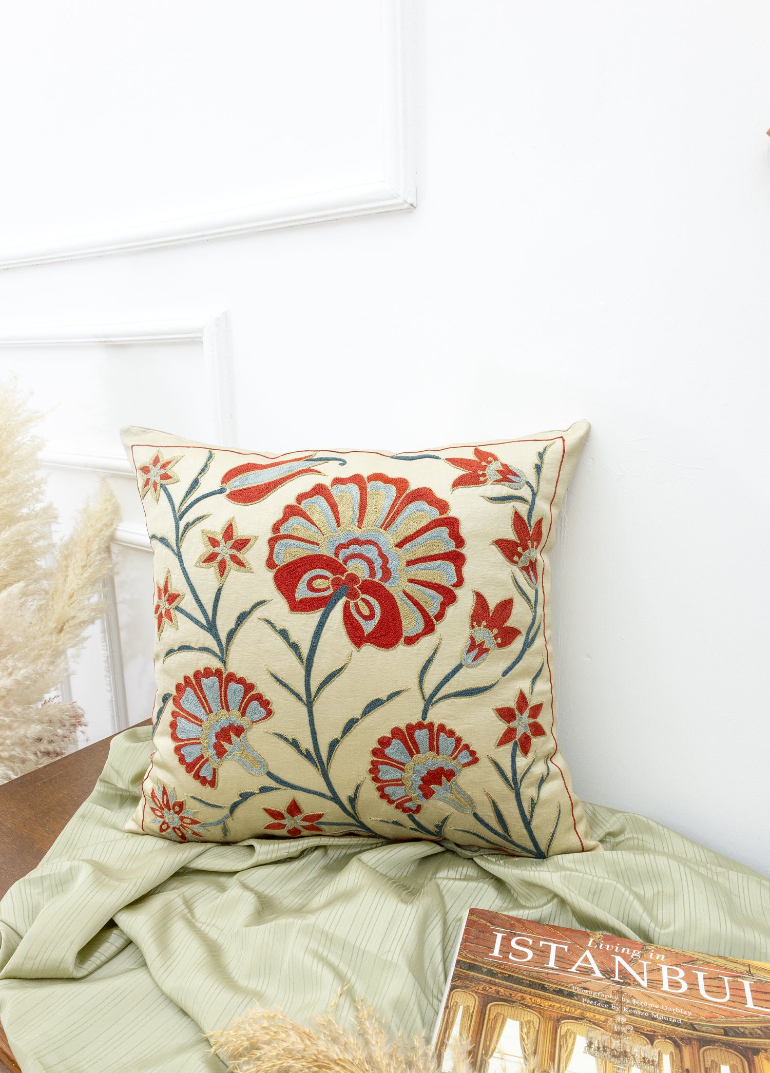 Zuhra El Yapımı İpek Kırlent 50x50 cm