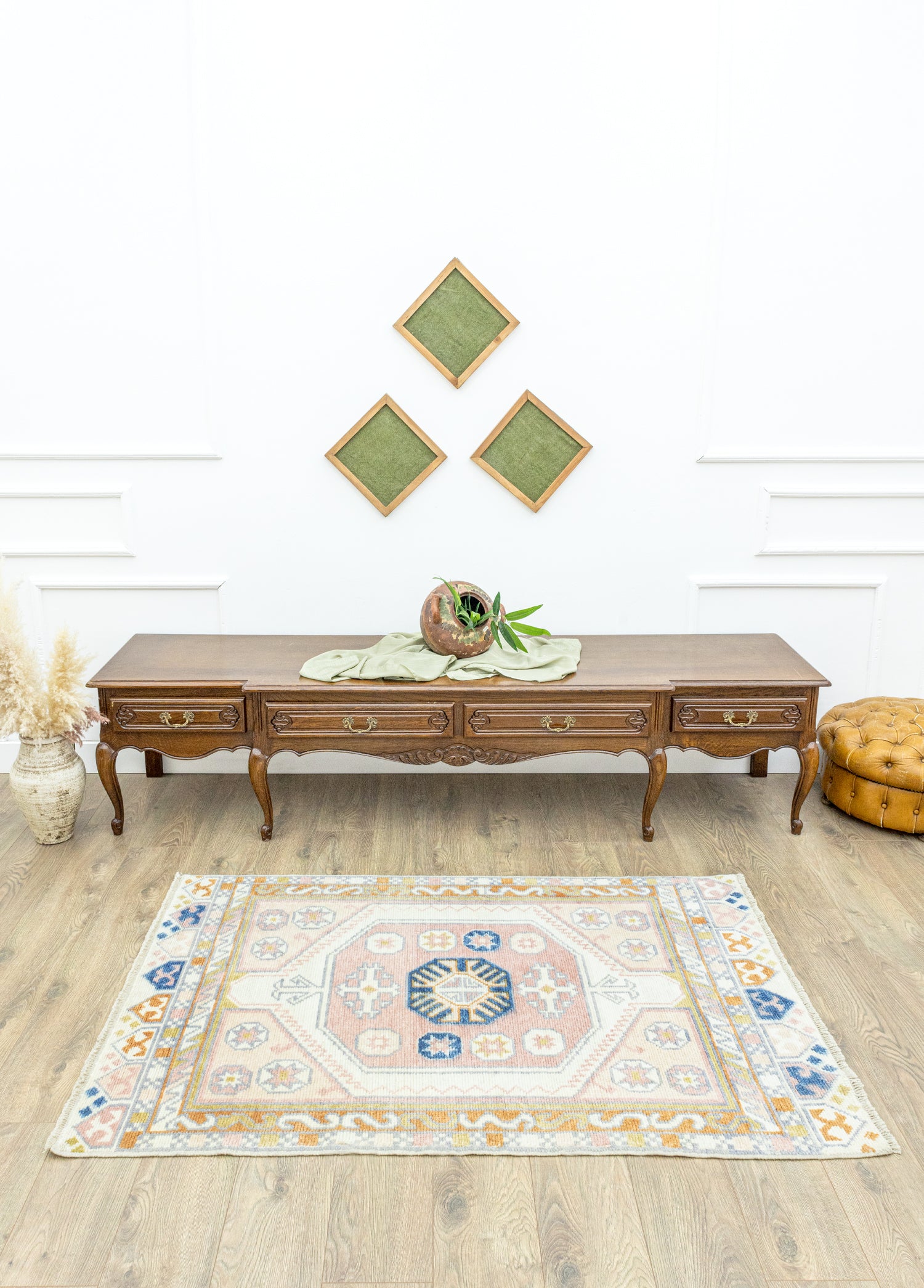 Berter Hand-Woven Oushak Rug 109x163 cm