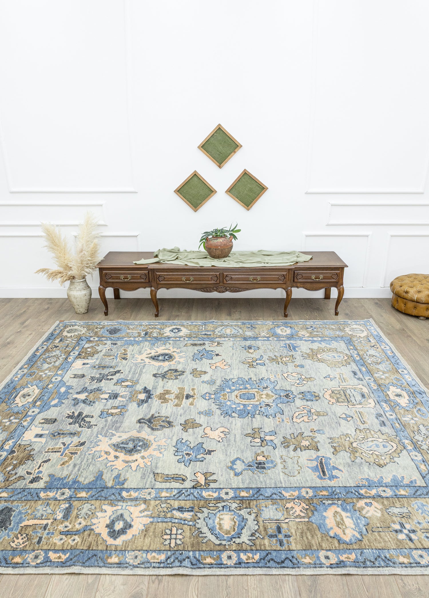 Maise El Dokuma Yün Uşak Halısı 254x290 cm