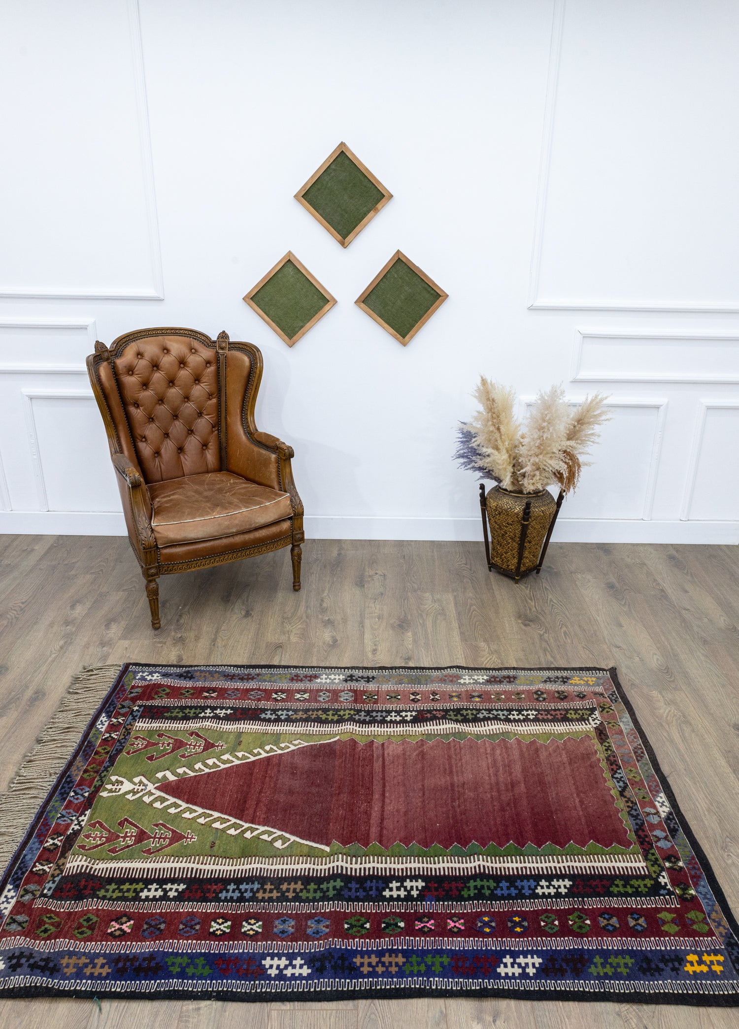Abike El Dokuma Mihraplı Köy Kilim 127x 184 cm