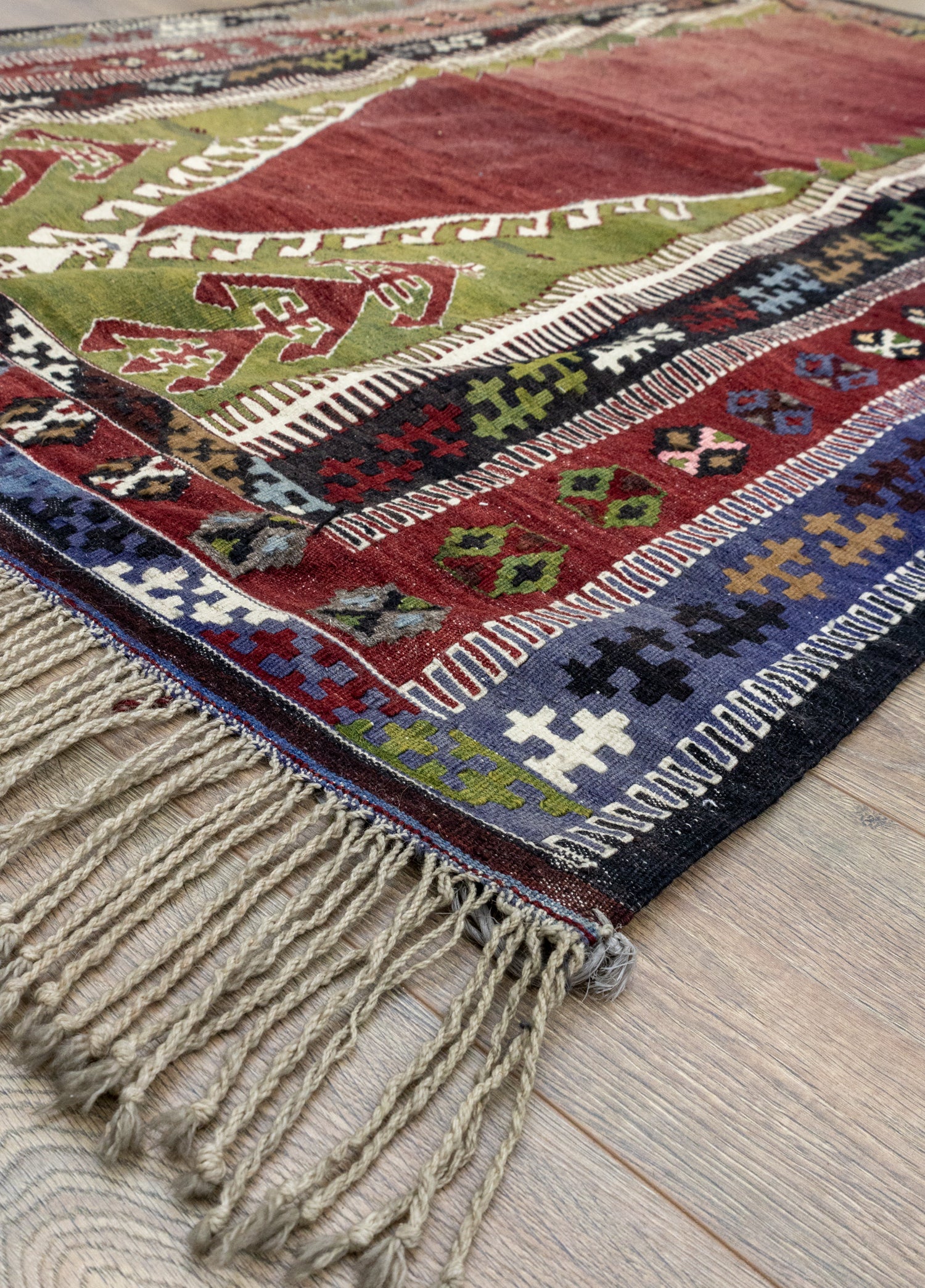 Abike El Dokuma Mihraplı Köy Kilim 127x 184 cm