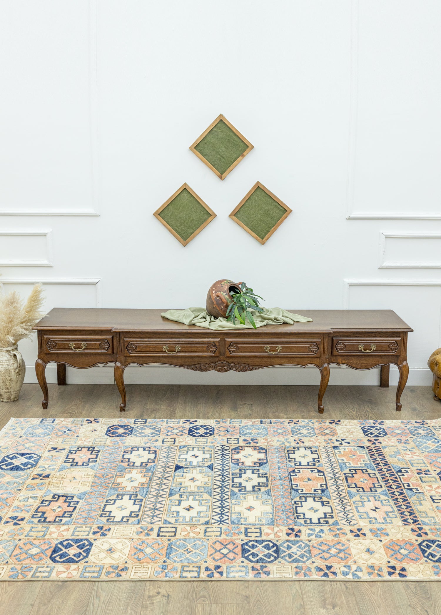 Roza İlkel Tasarımlı El Dokuma Halı 163x255 cm