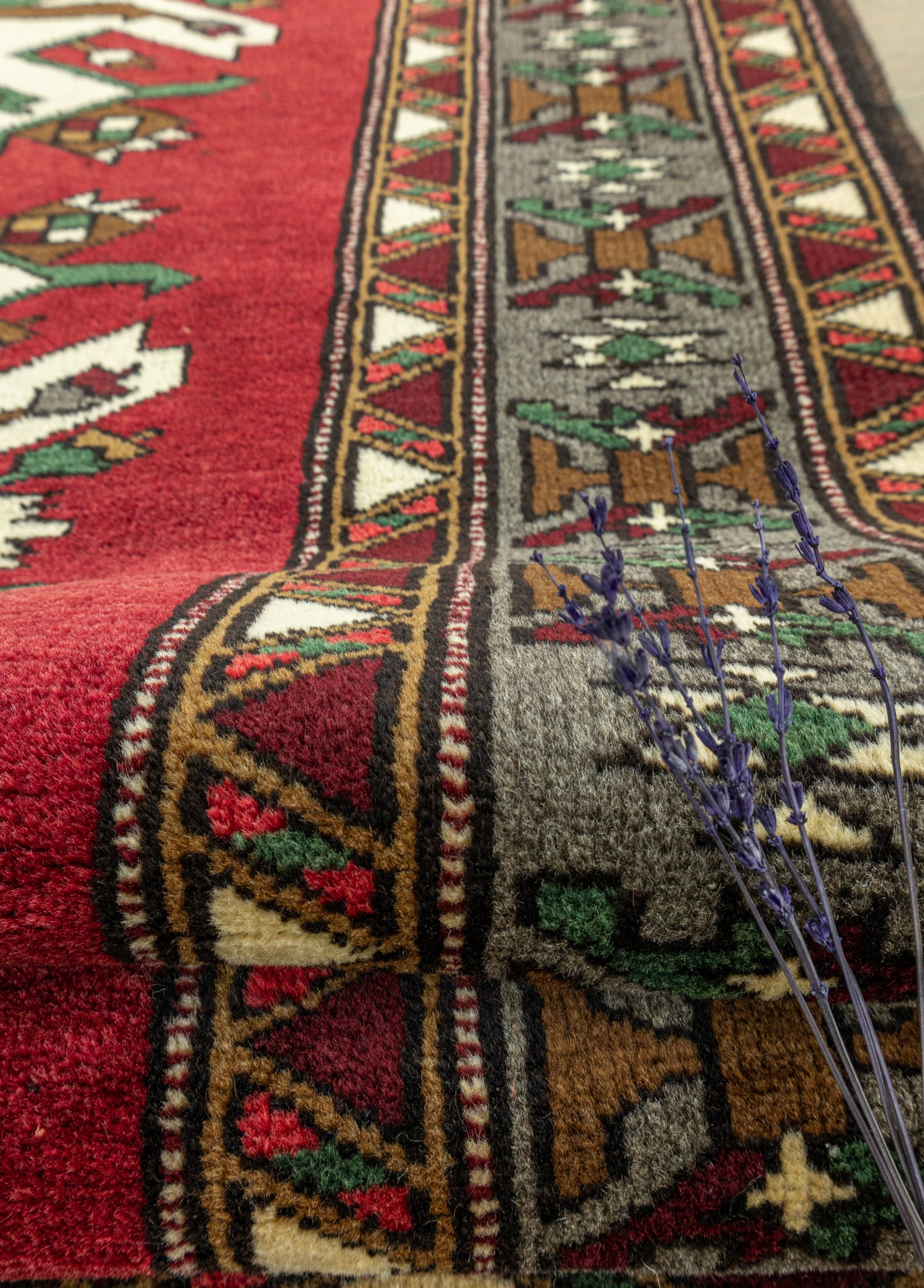 Ilgar El Dokuma Kars Halısı 164x242 cm