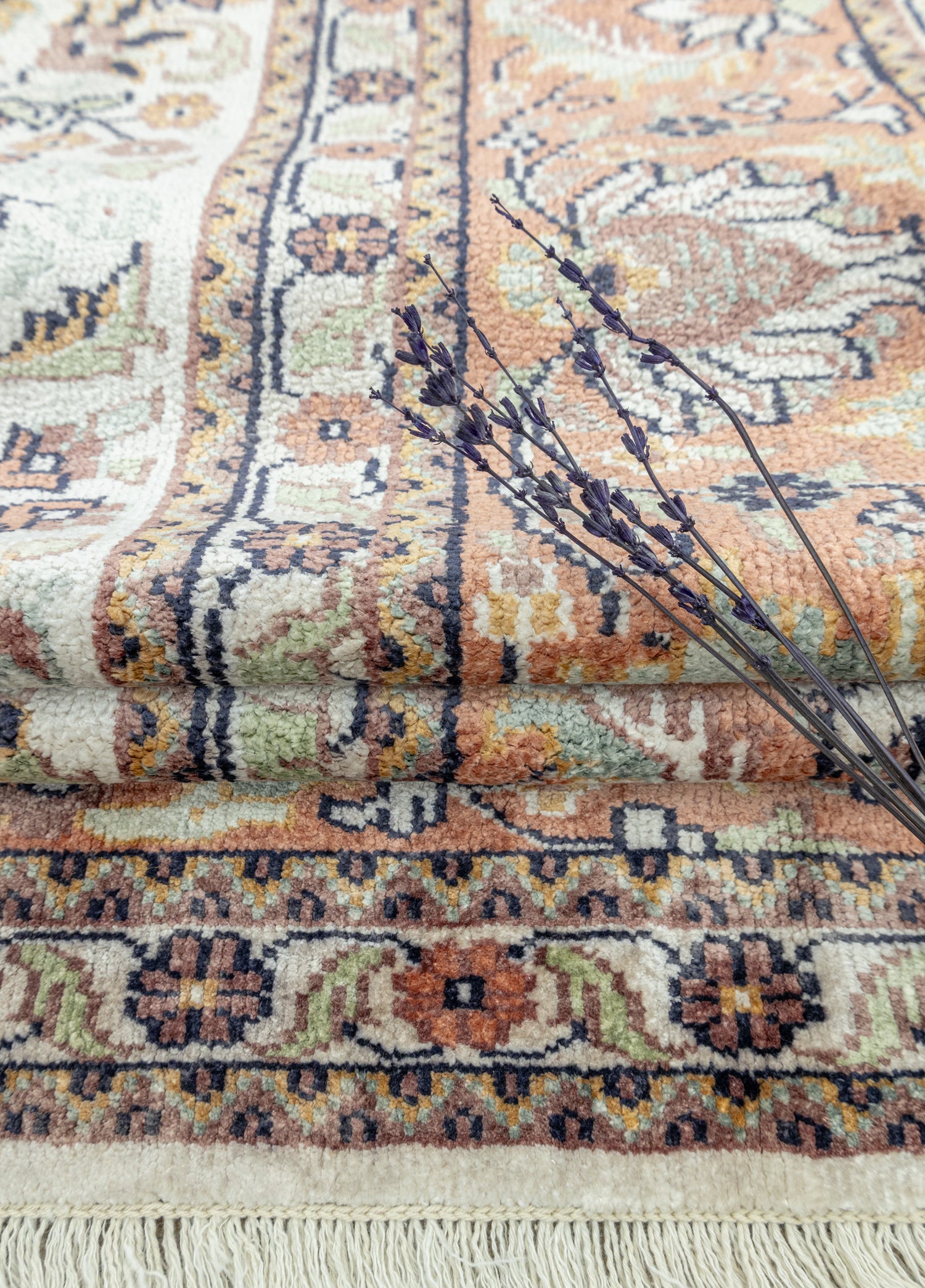 Pelar El Dokuma İpek Halı 181x271 cm