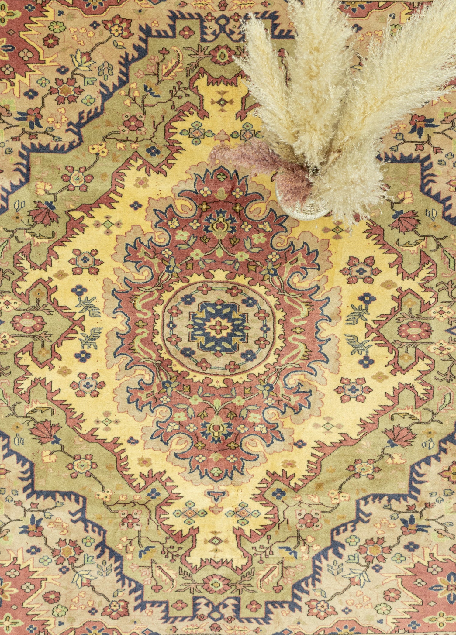 Eflin El Dokuma Milas Halı 306x337 cm