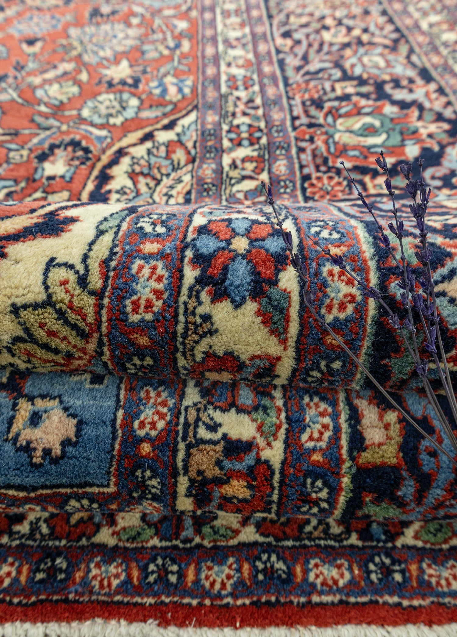 Miyane Dekoratif El Dokuma İran Halısı 259x399 cm