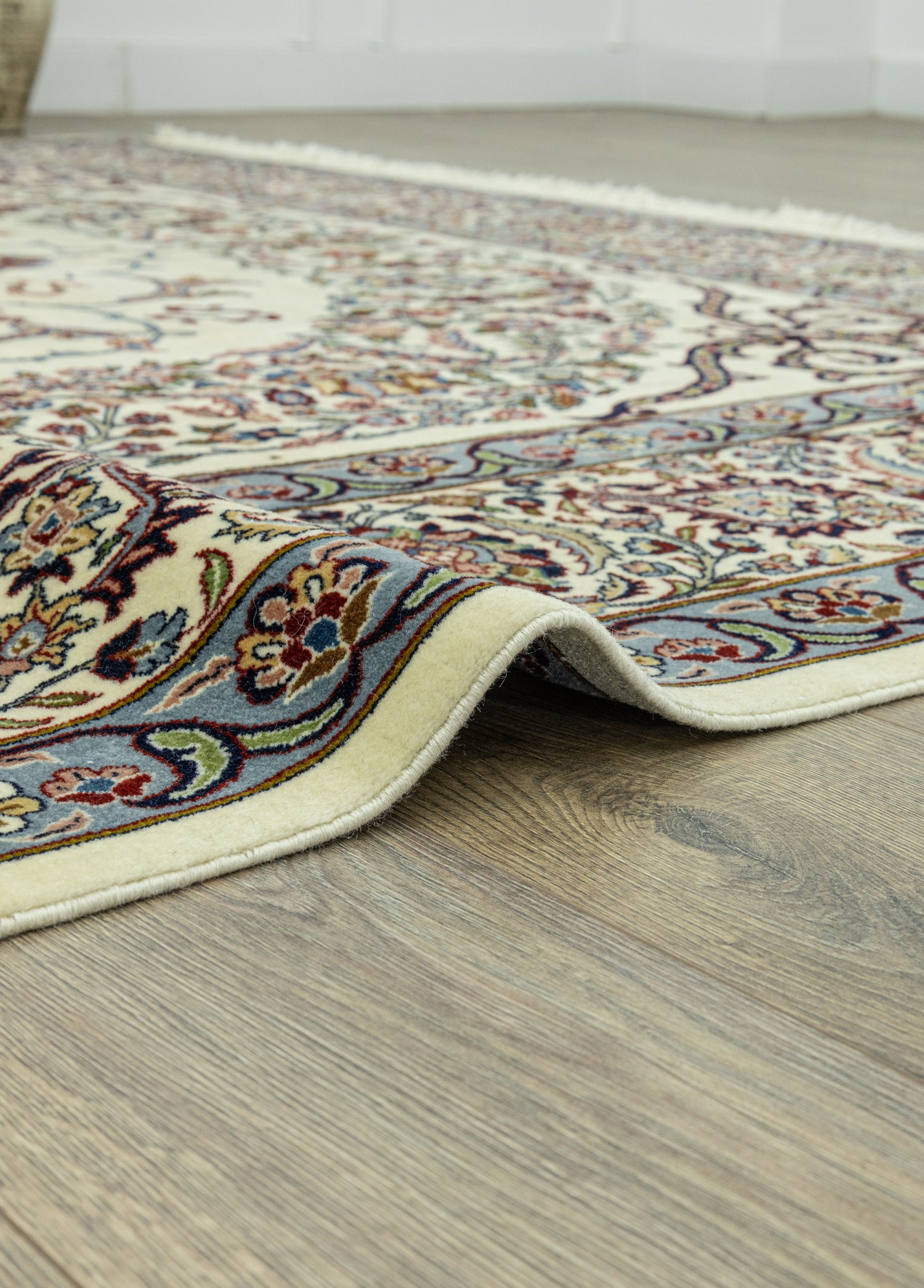 Fasa Dekoratif El Dokuma Tebriz Halısı 236x336 cm