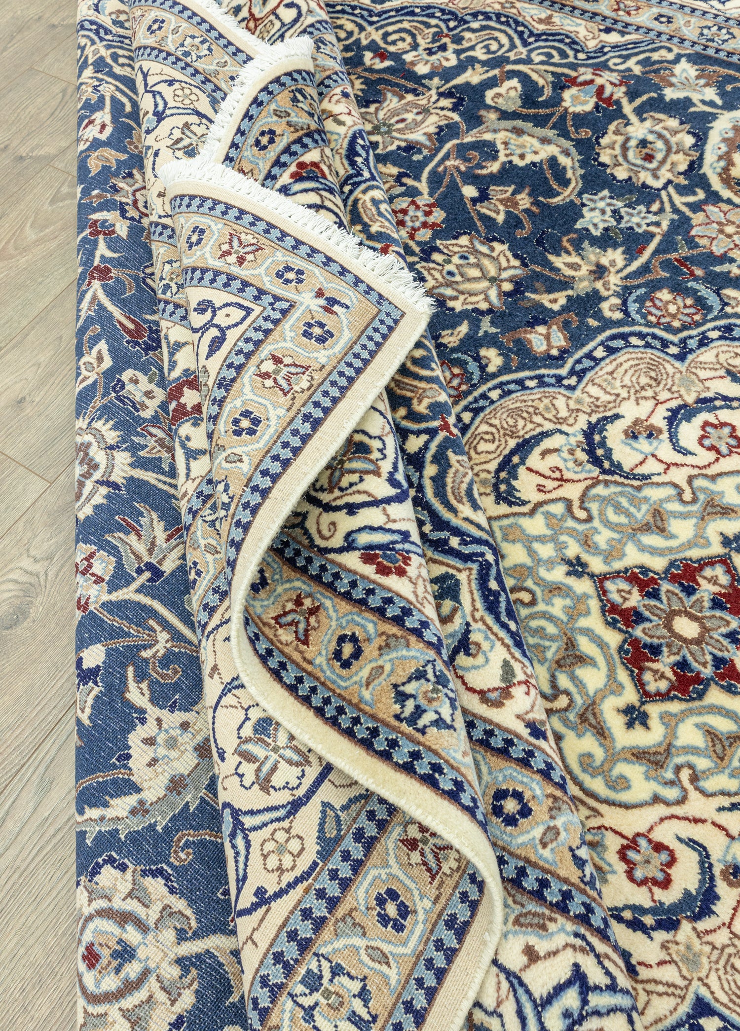 Siray Madalyon Tasarımlı İran Halısı 245x338 cm