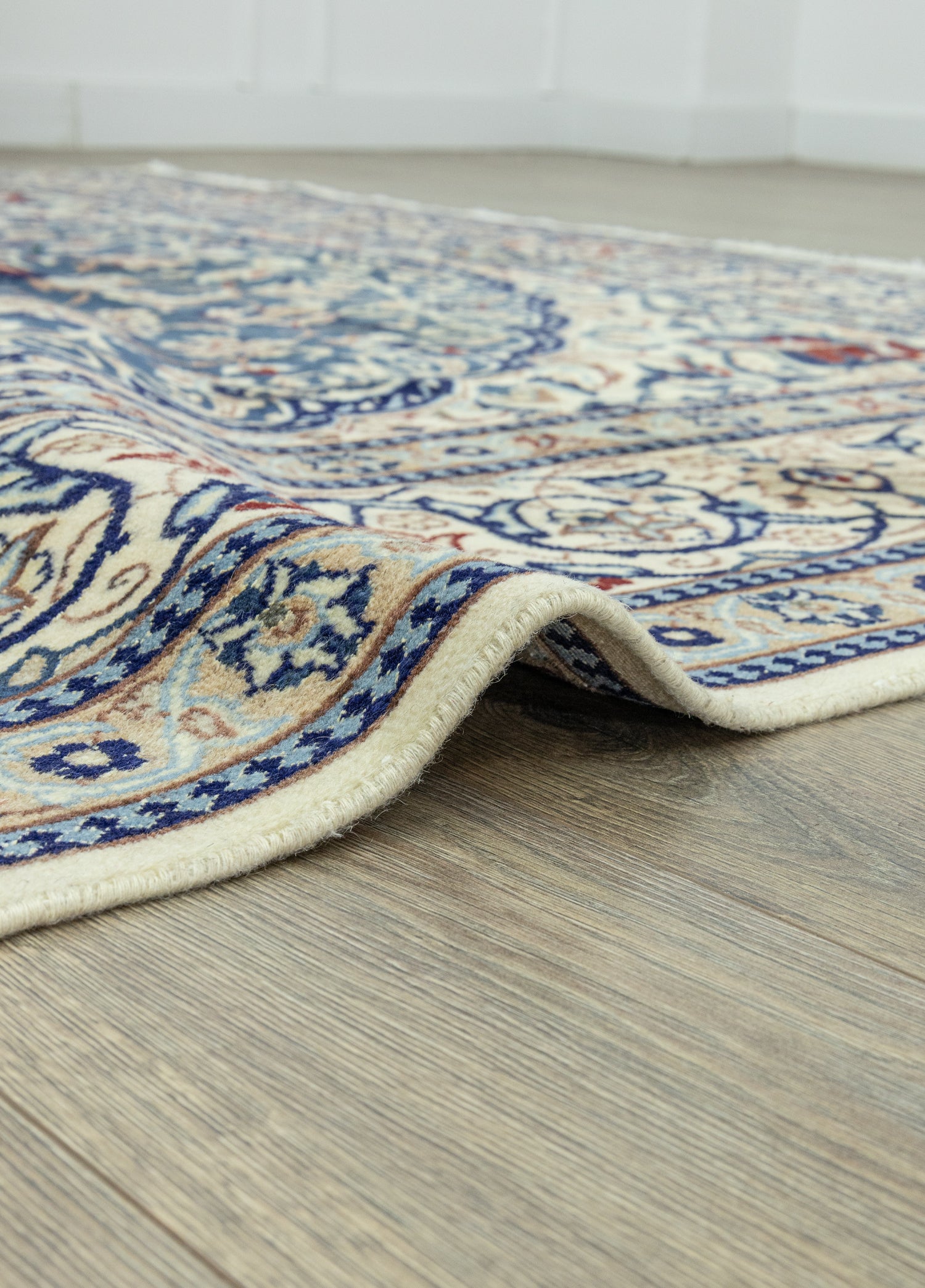 Siray Madalyon Tasarımlı İran Halısı 245x338 cm