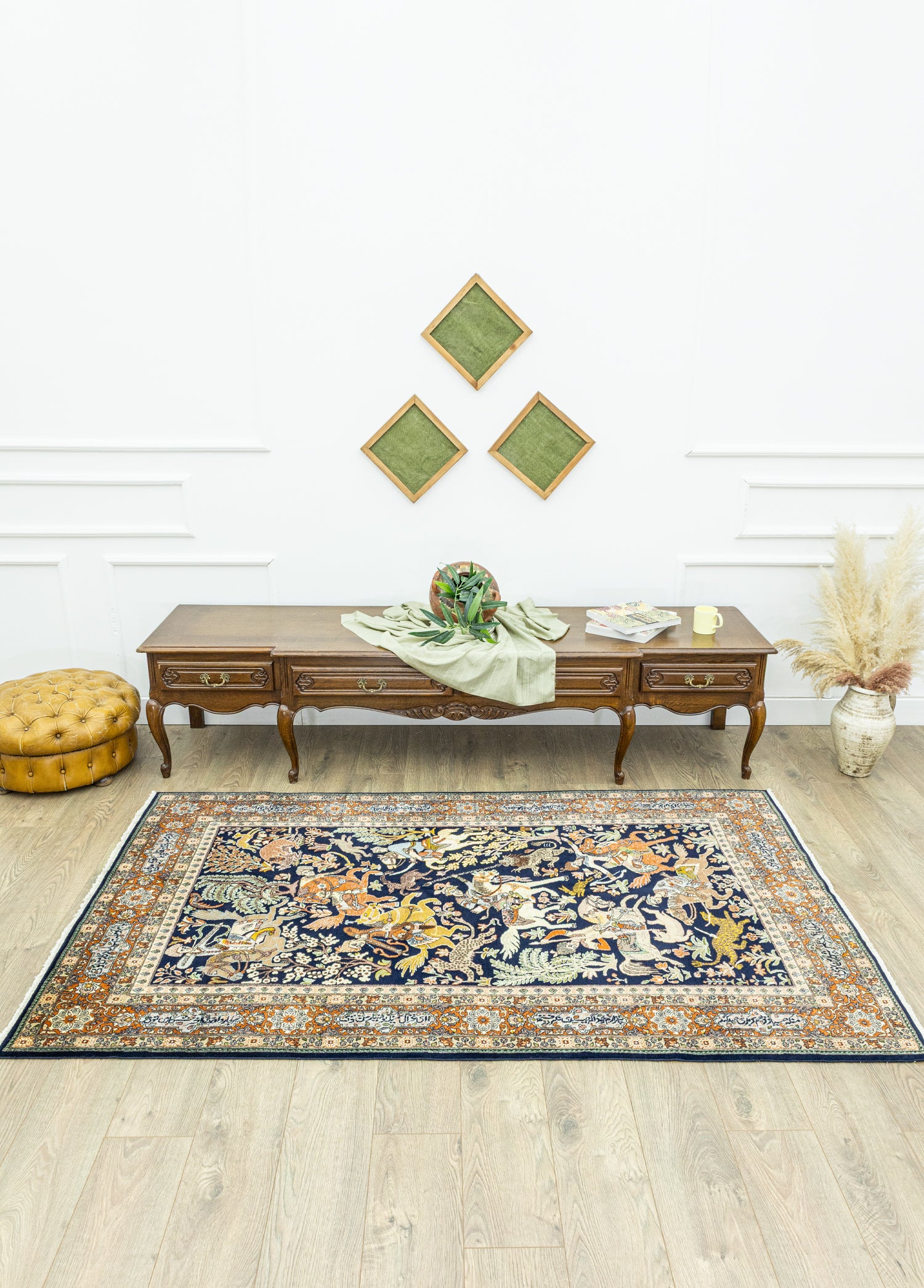 Tan Av Sahnesi Motifli İran Halısı 131x225 cm