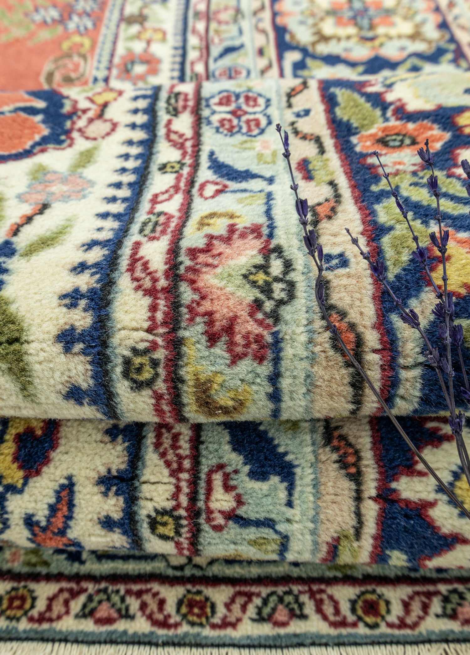 Kılcan Madalyon Tasarımlı Halı 254x393 cm