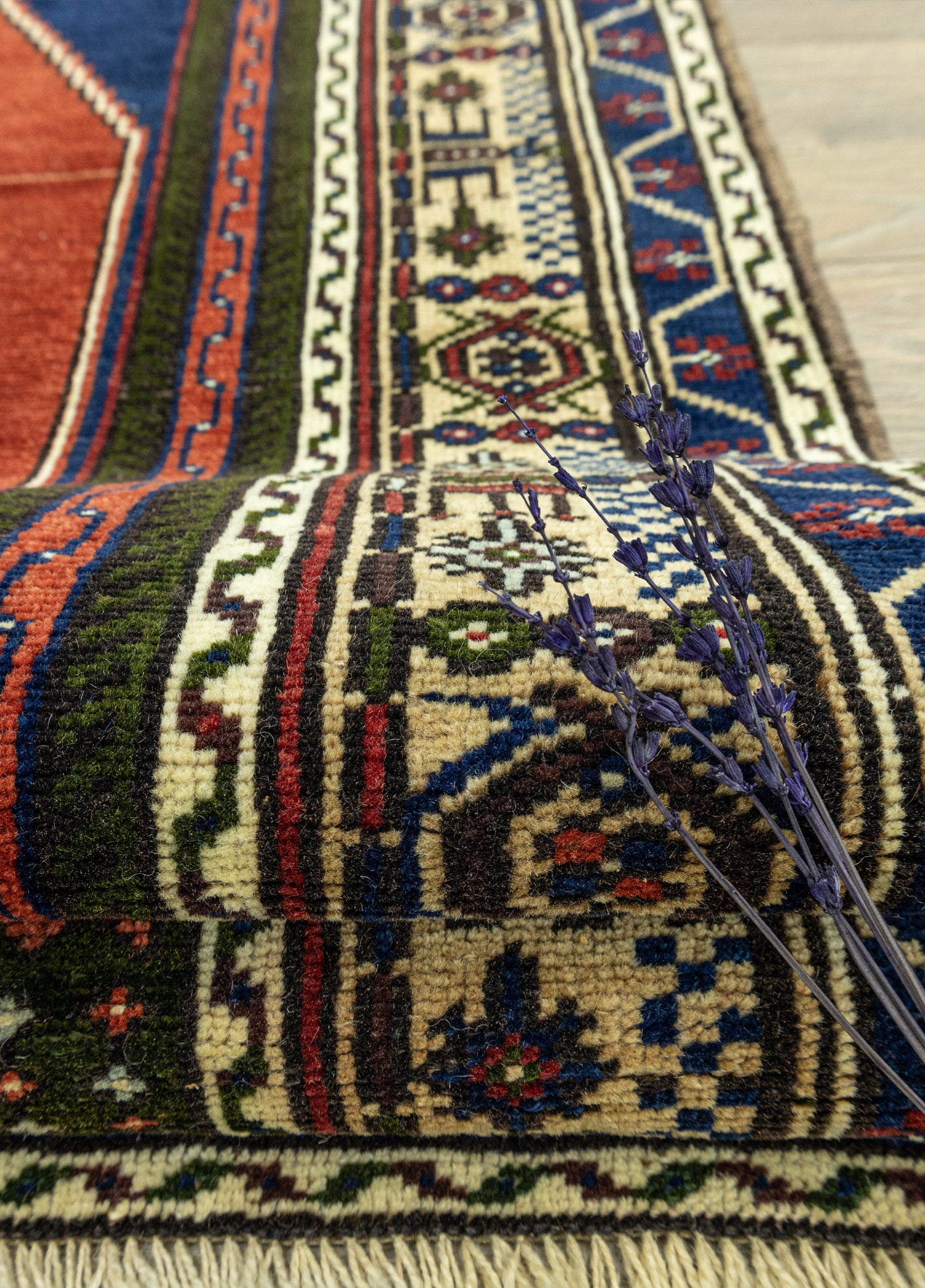 Berget El Dokuma Taşpınar Halısı 108x188 cm