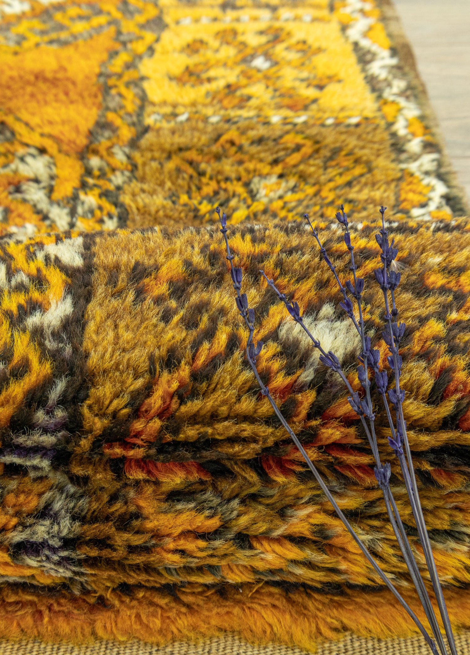 Berter Geometrik Tasarımlı Tülü Halı 108x169 cm