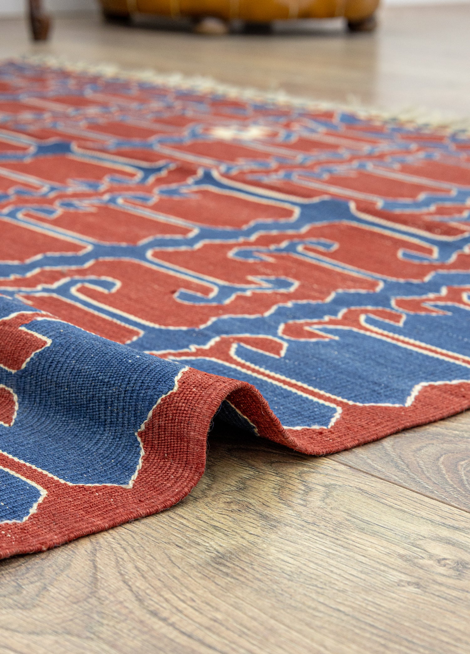 Nova El Dokuma Kırmızı Yüncü Kilim 132x174 cm