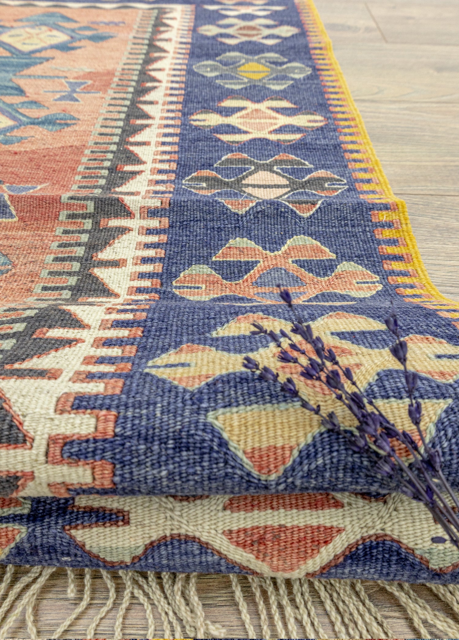 Firas Rustik Tasarımlı Yün Kilim 81x152 cm