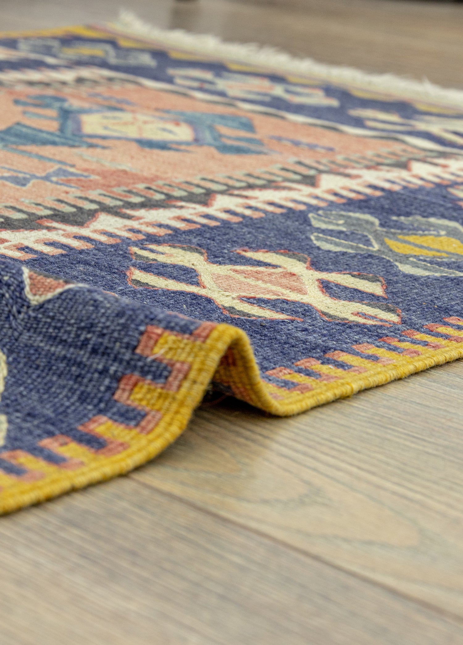 Firas Rustik Tasarımlı Yün Kilim 81x152 cm