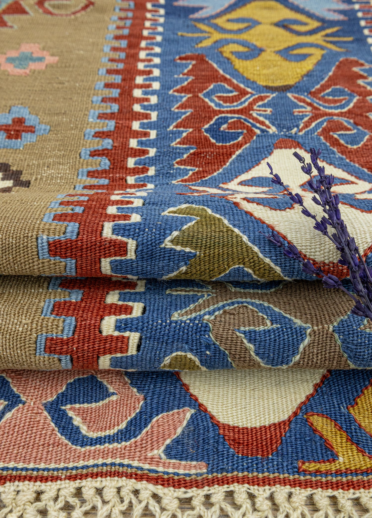 Meerim Etnik Tasarımlı Yün Kilim 120x152 cm