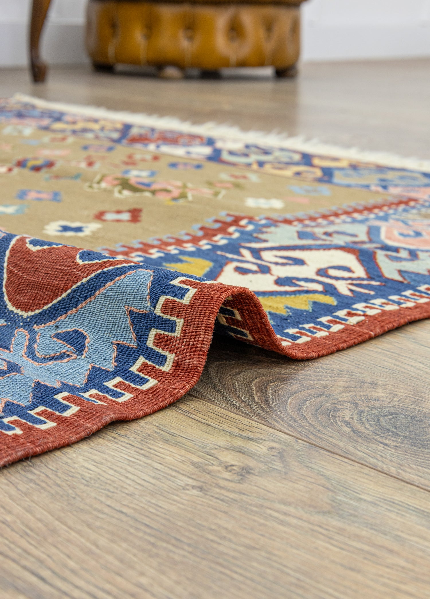 Meerim Etnik Tasarımlı Yün Kilim 120x152 cm