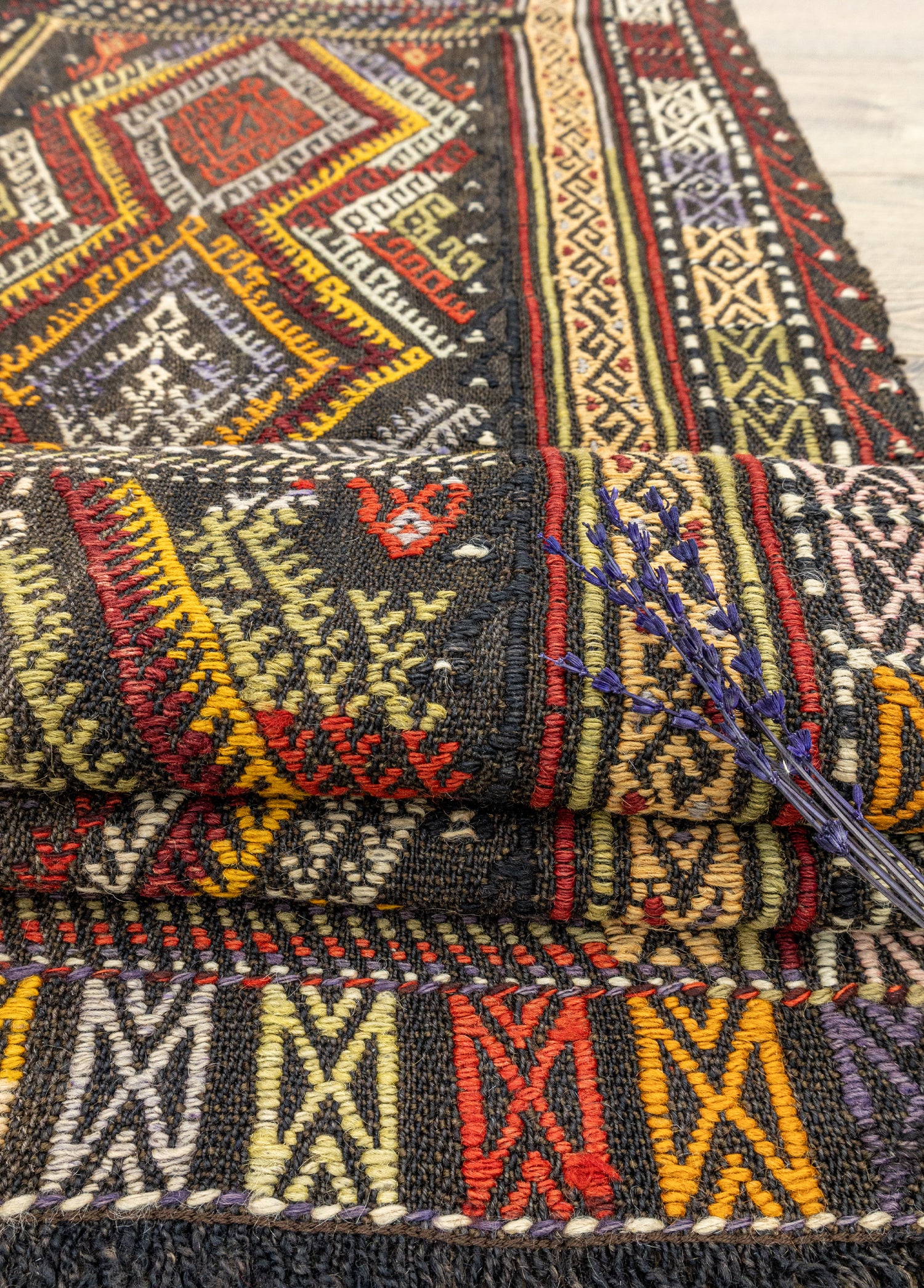 Ebren Geometrik El Dokuma Kilim 171x185 cm