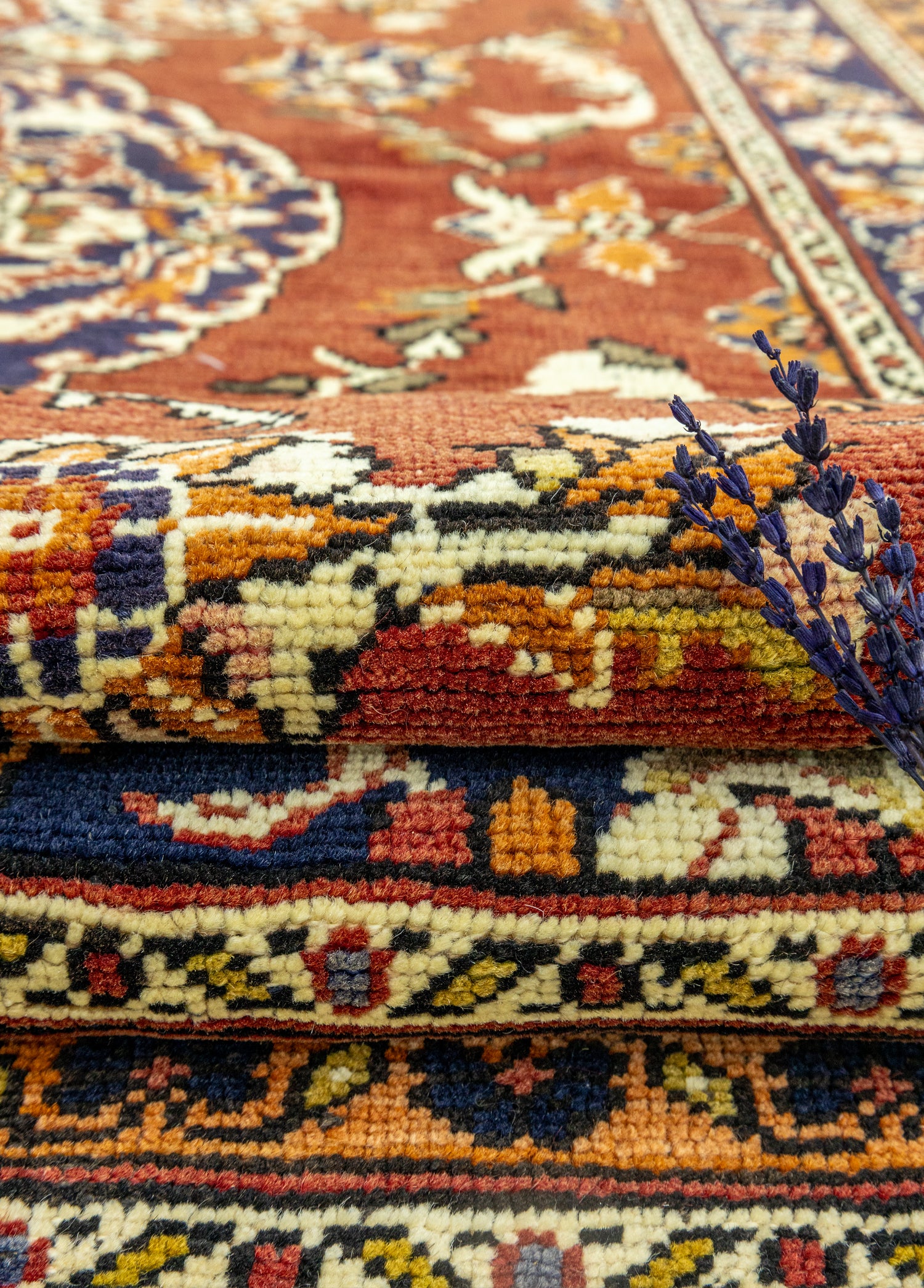 Kazvin Floral Desenli Yün Halı 143x250 cm