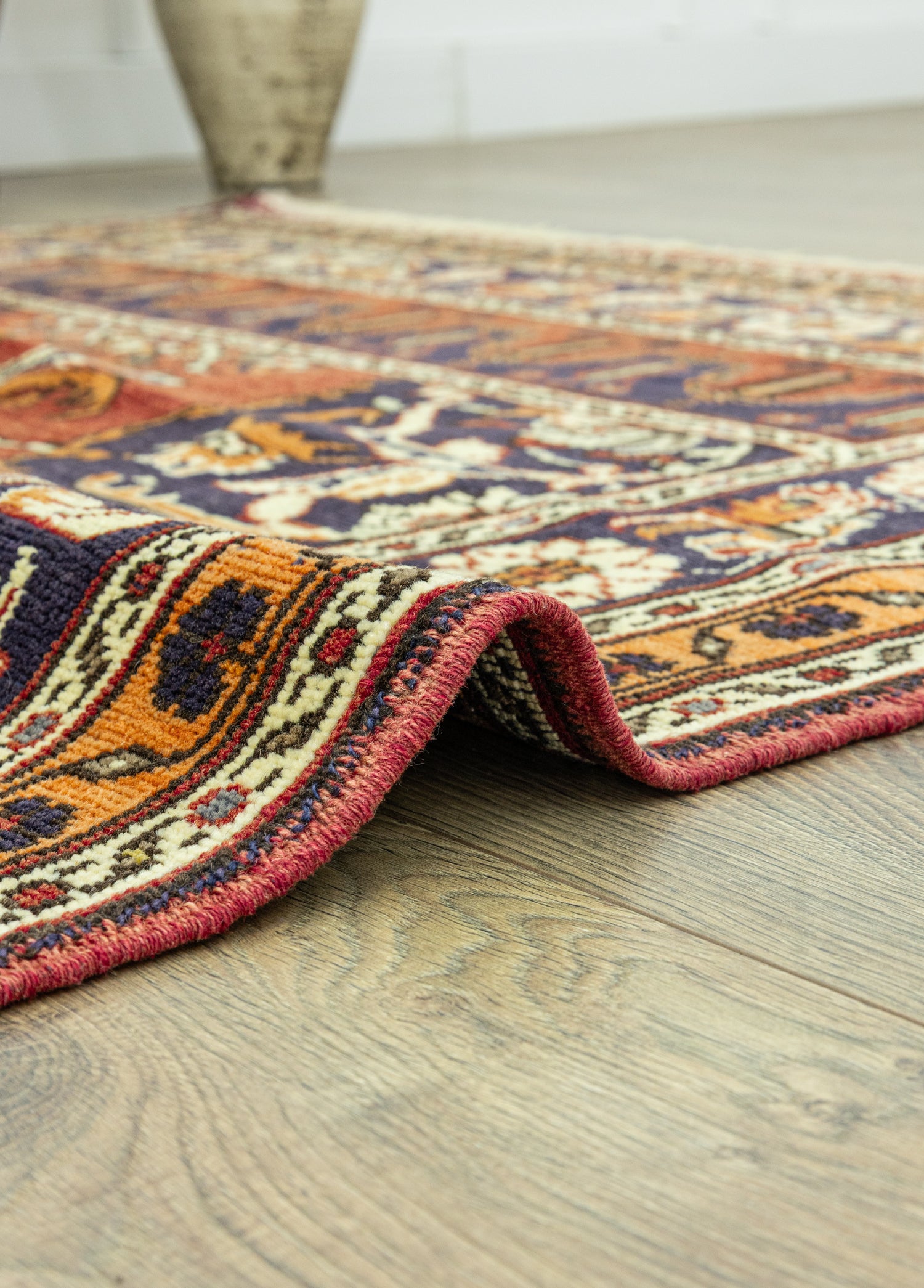 Kazvin Floral Desenli Yün Halı 143x250 cm