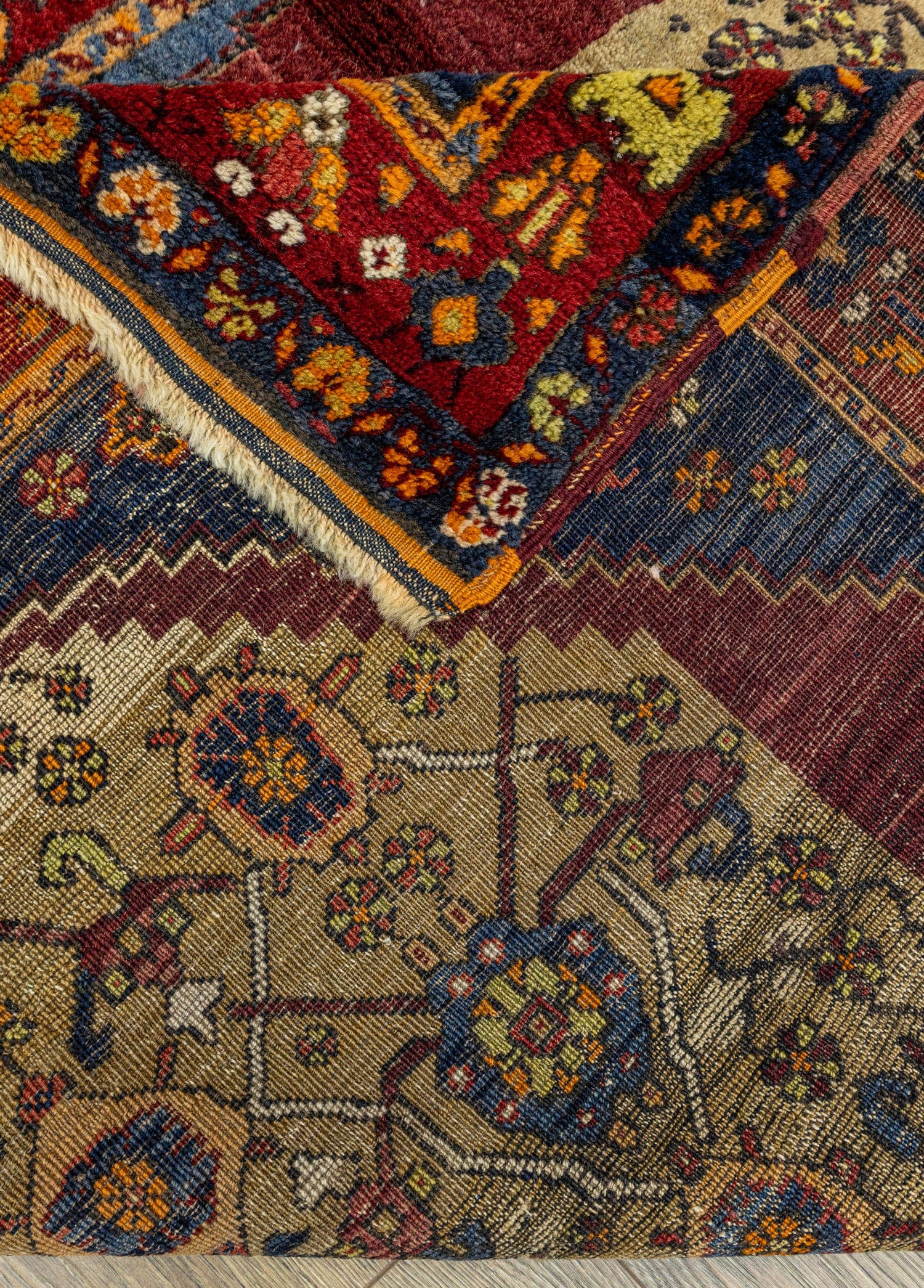 Sivas, Traditional Hand-Woven Antique Carpet 113x148 cm – Soho Antiq