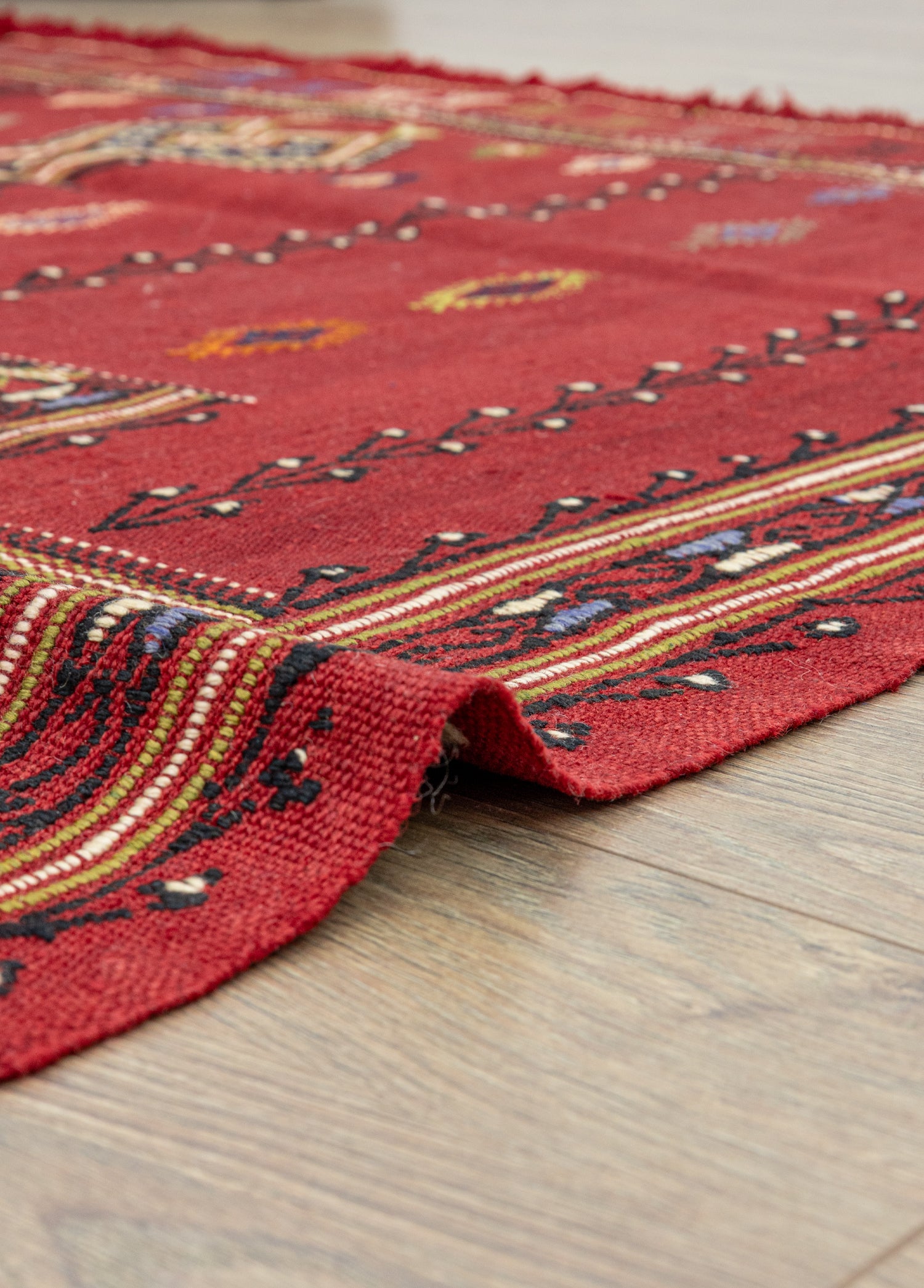Birgos Anahtar Motifli Yün Kilim 164x225 cm
