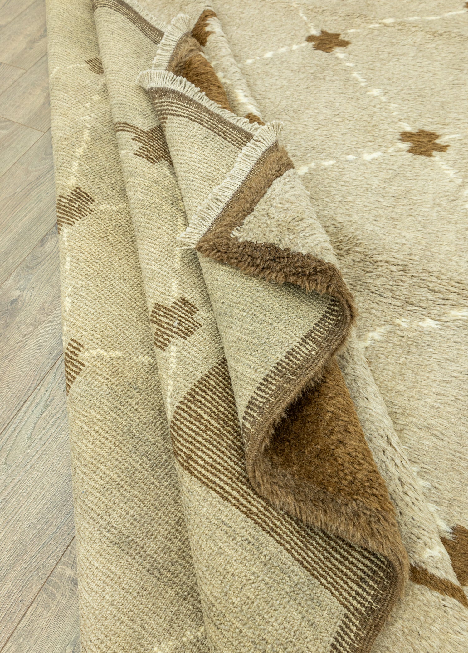 Milva Dekoratif El Dokuma Tülü Halı 249x308 cm