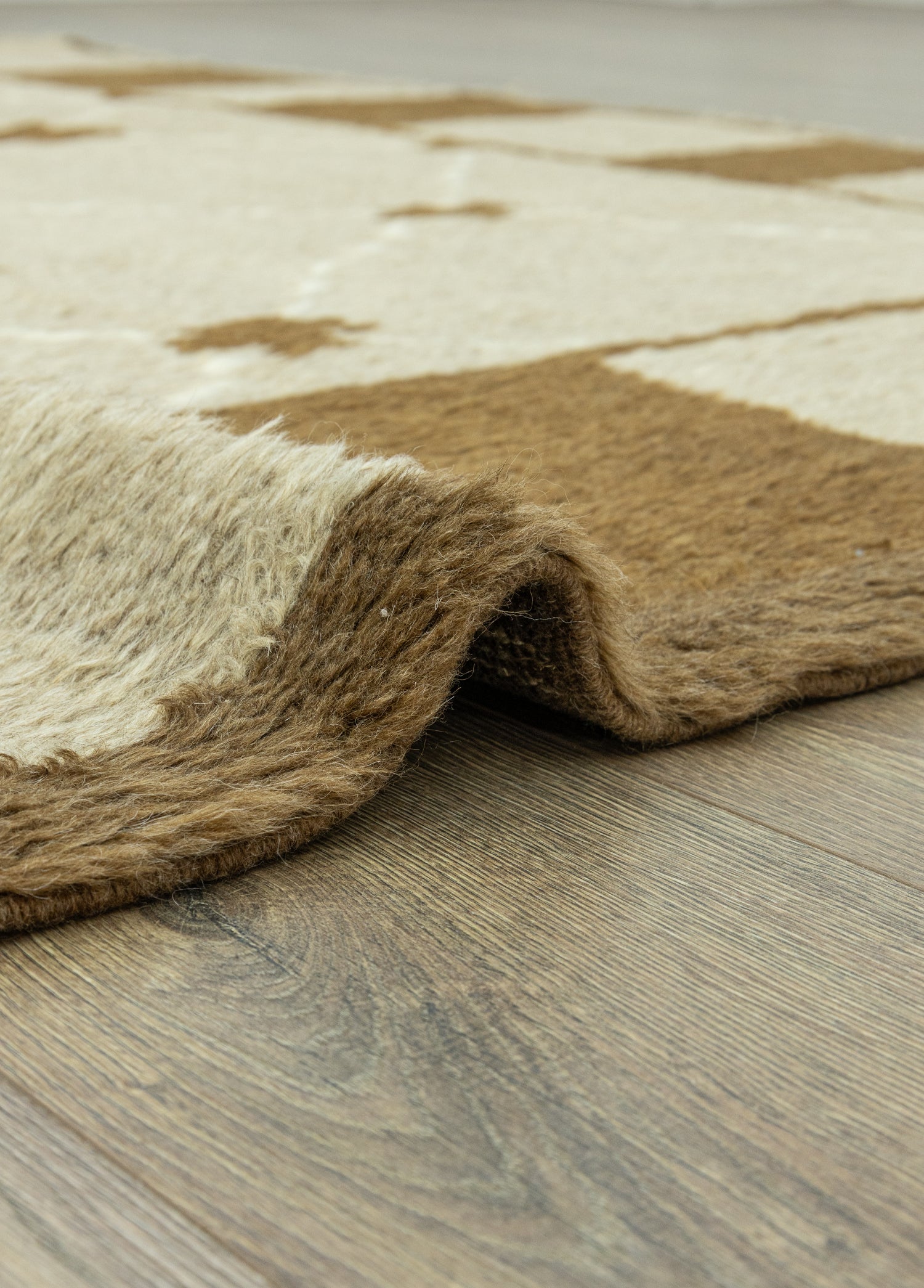 Milva Dekoratif El Dokuma Tülü Halı 249x308 cm