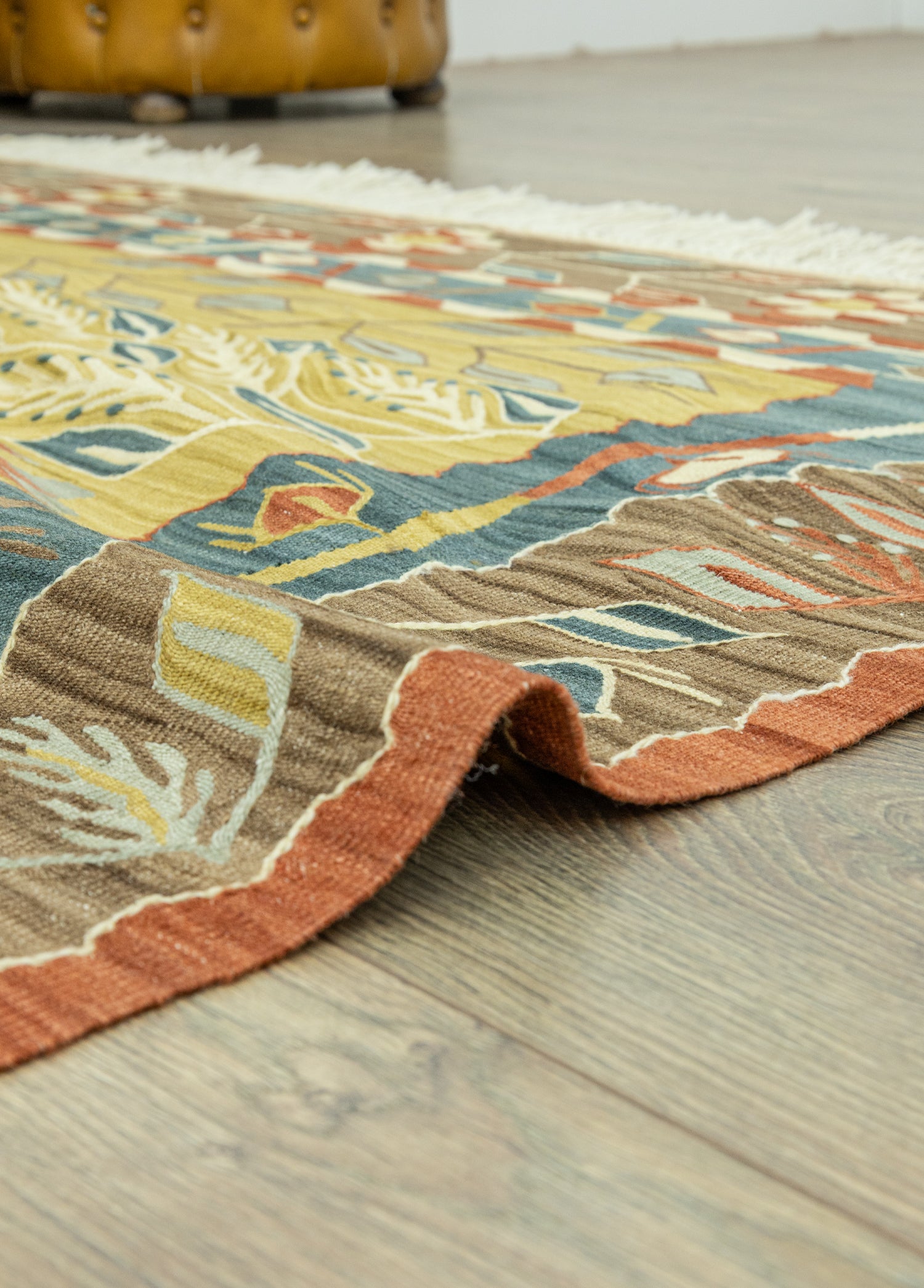 Kadio Çiçek Desenli Yün Kilim 156x209 cm