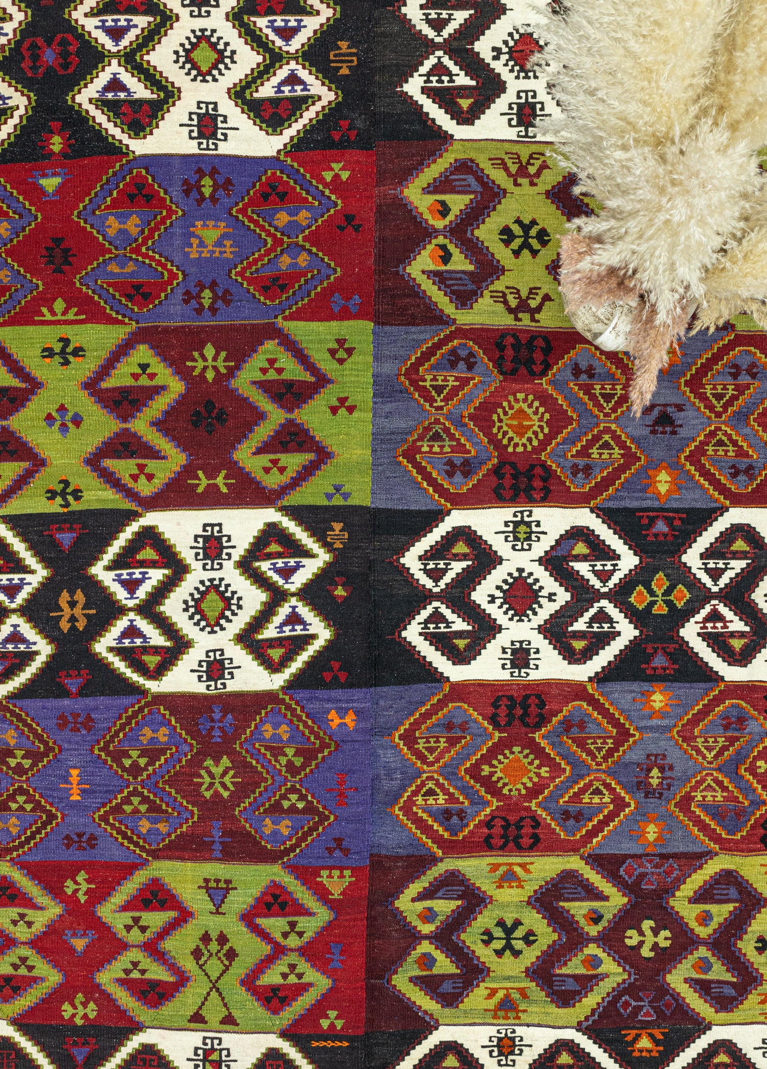 Goblen El Dokuma Afyon Kilimi 286x392 cm