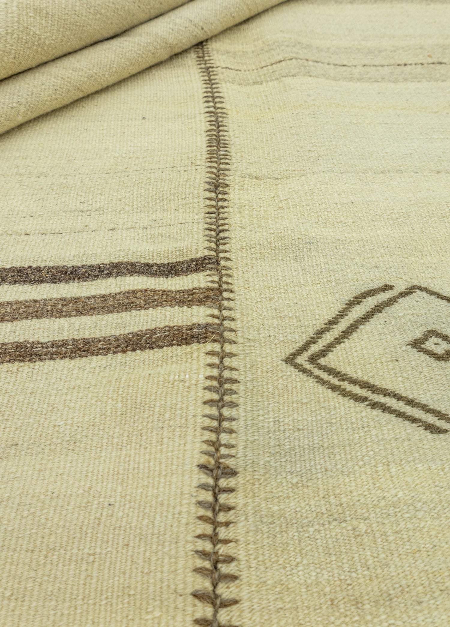 Solara Dekoratif Yün Haba Kilim 317x373 cm