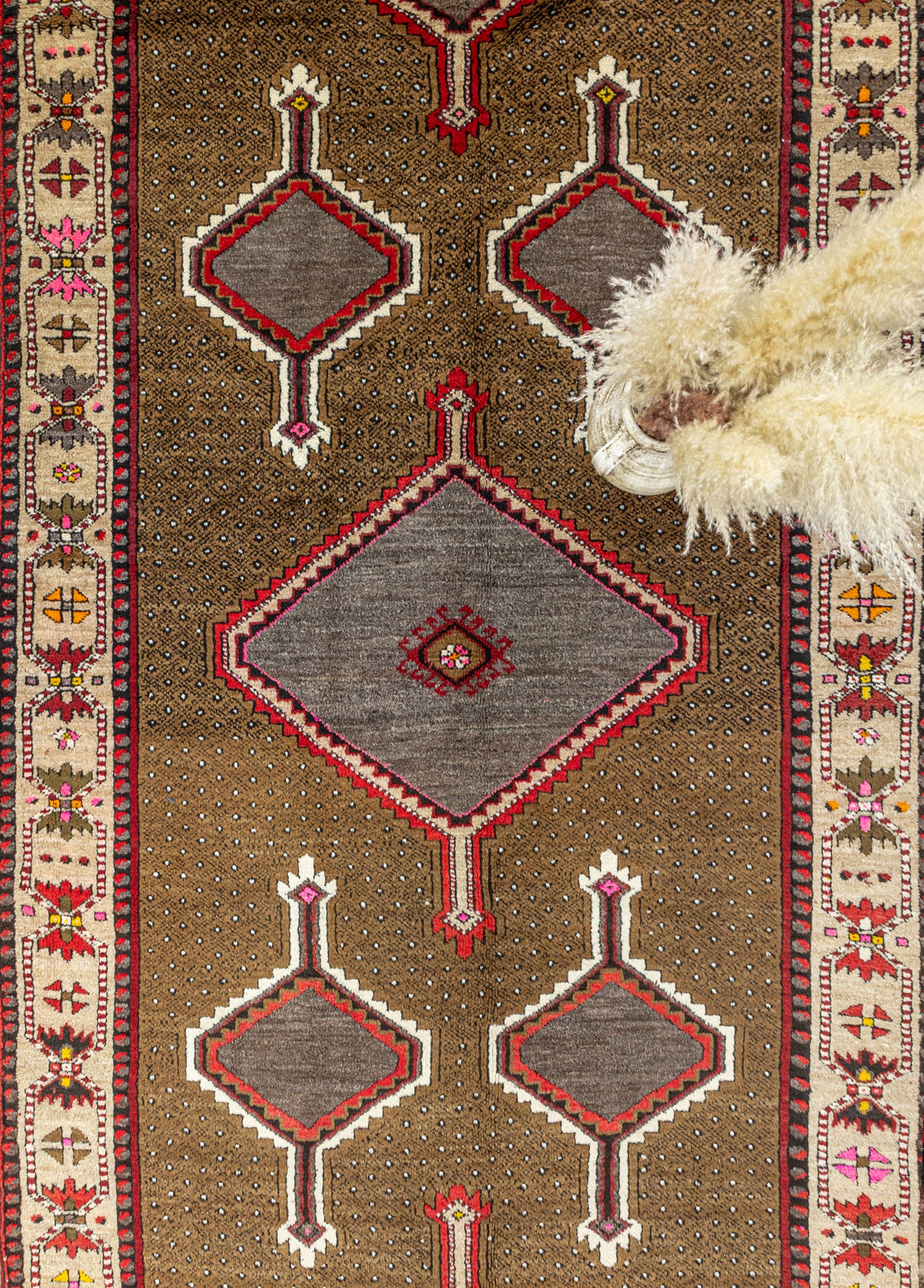 Cenker El Dokuma Kars Halısı 186x510 cm
