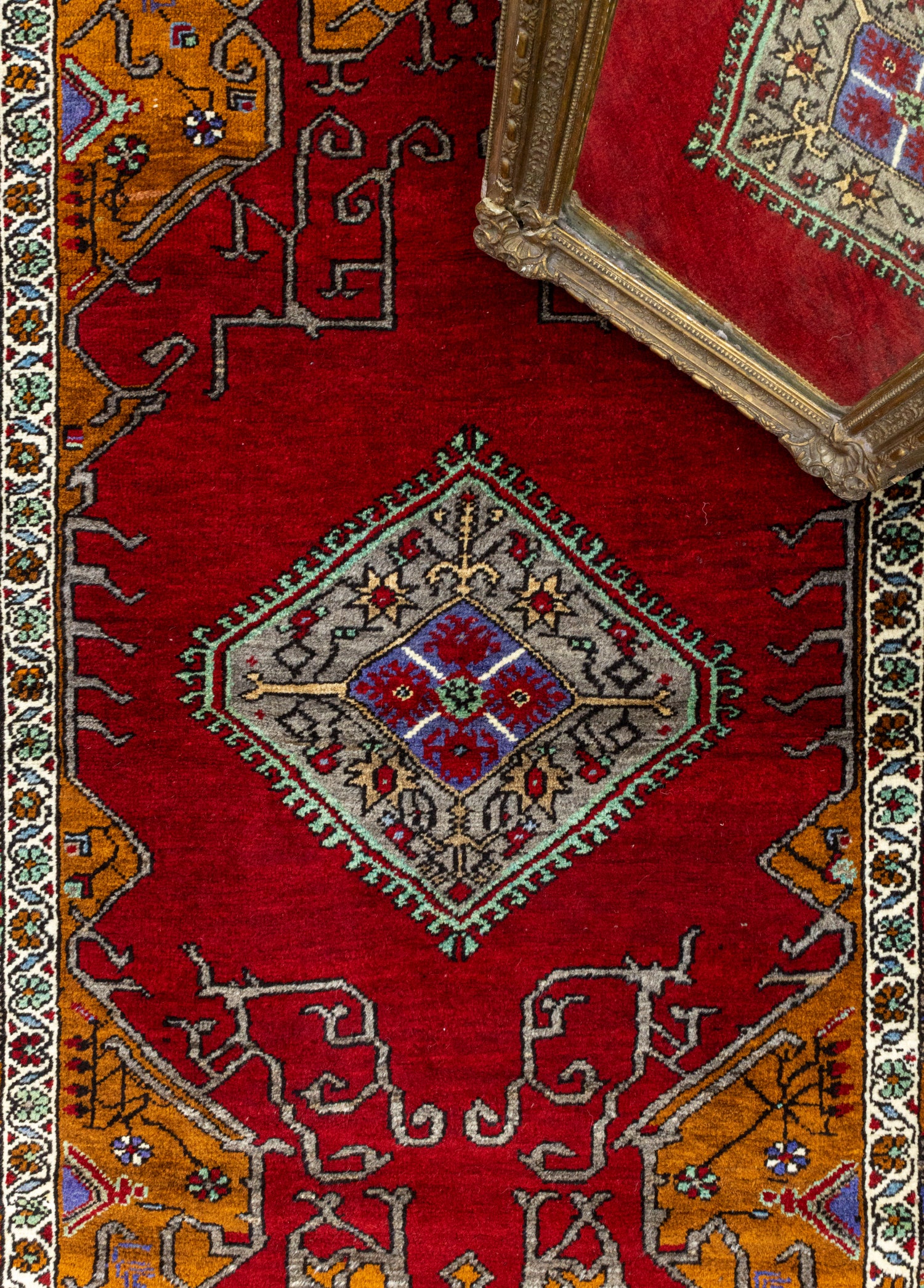 Lavira Rustik Desenli El Dokuma Yün Köy Halı 130x185 cm