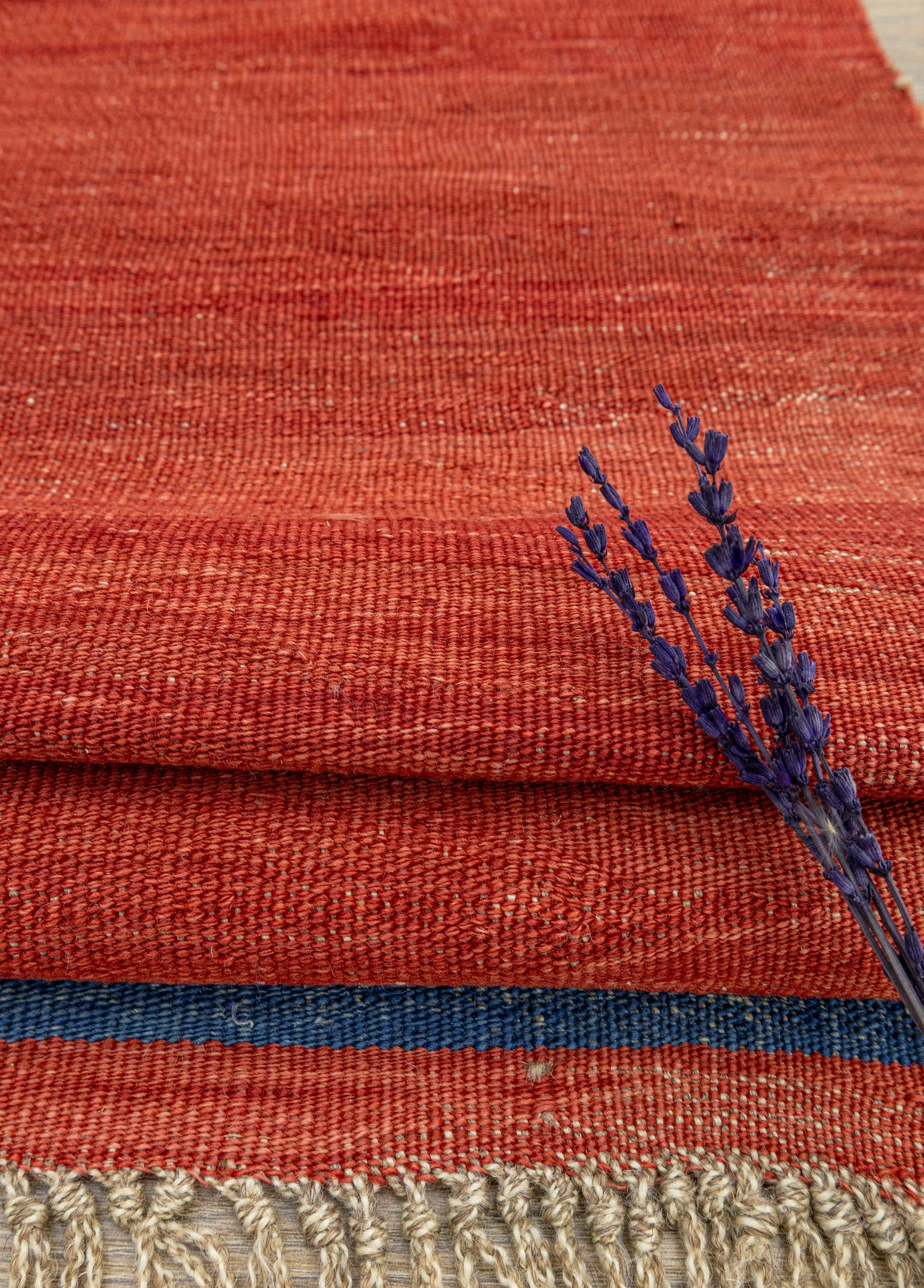 Lemi Kırmızı El Dokuma Kilim 110x161 cm