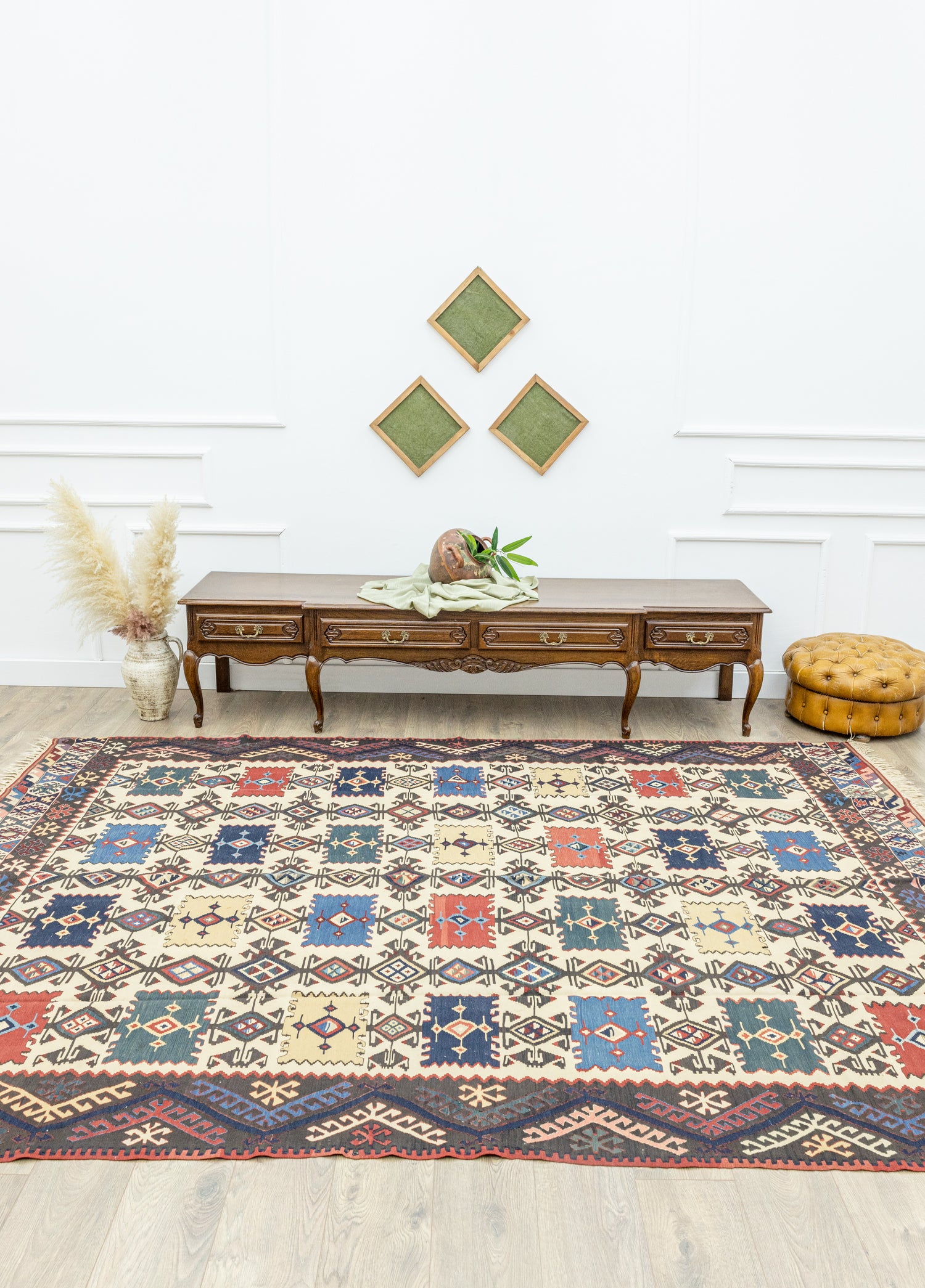 Cliff Etnik Tasarımlı Yün Kilim 234x303 cm