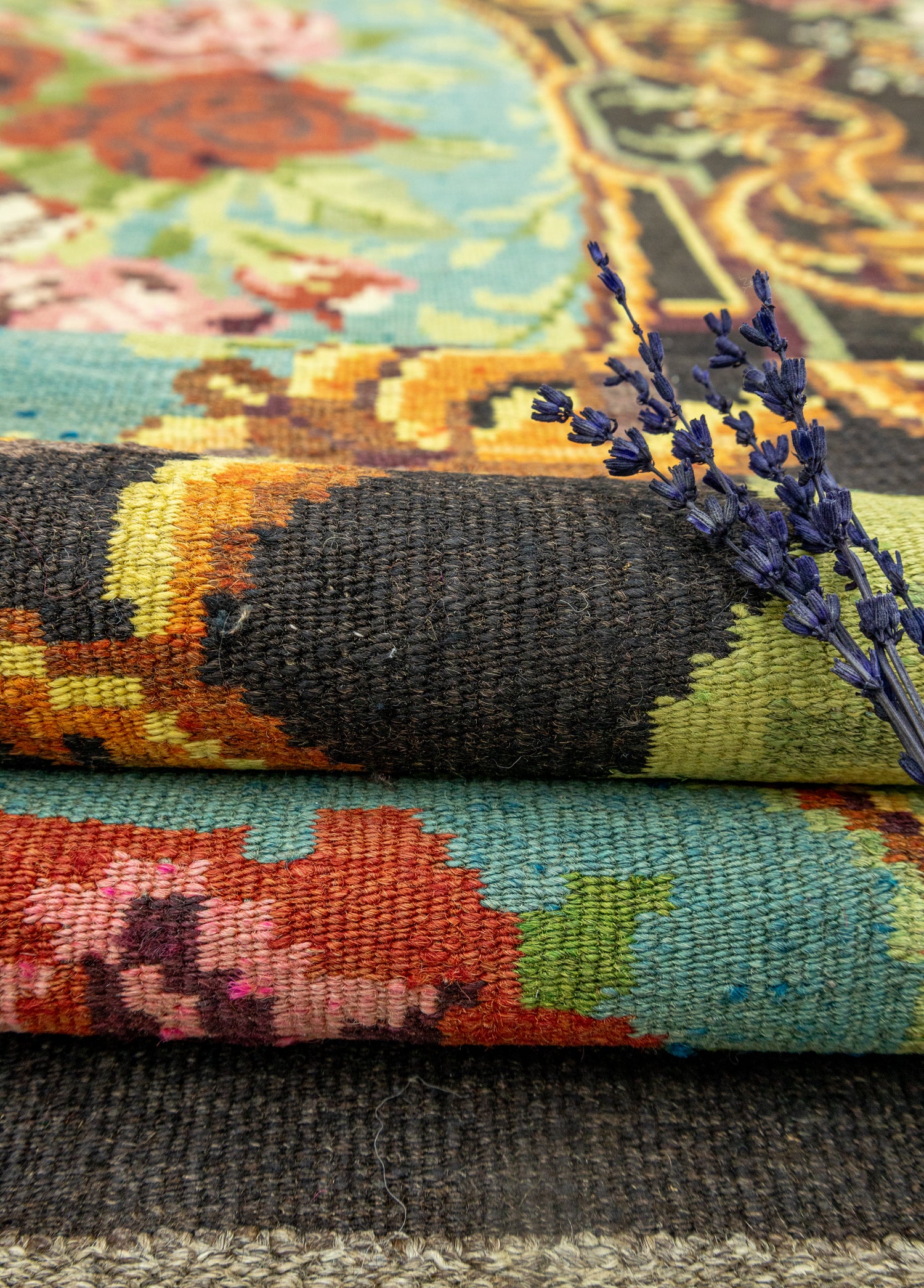 Gaia Floral El Dokuma Yün Kilim 191x310 cm