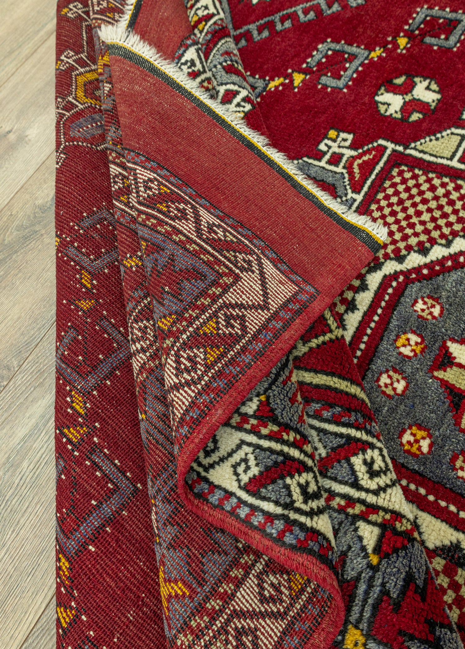 Darel Rustik Tasarımlı Köy Halısı 174x272 cm