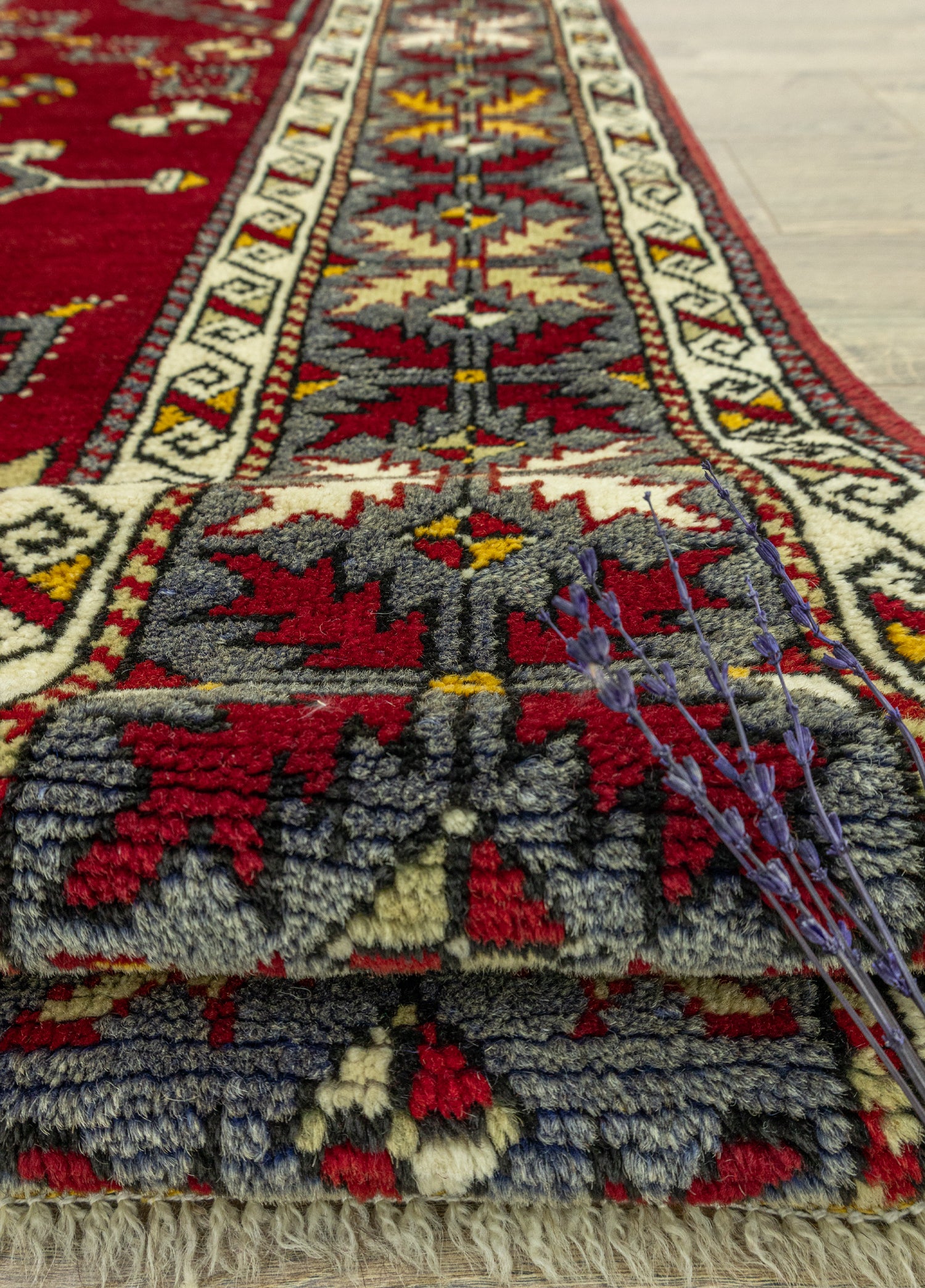 Darel Rustik Tasarımlı Köy Halısı 174x272 cm