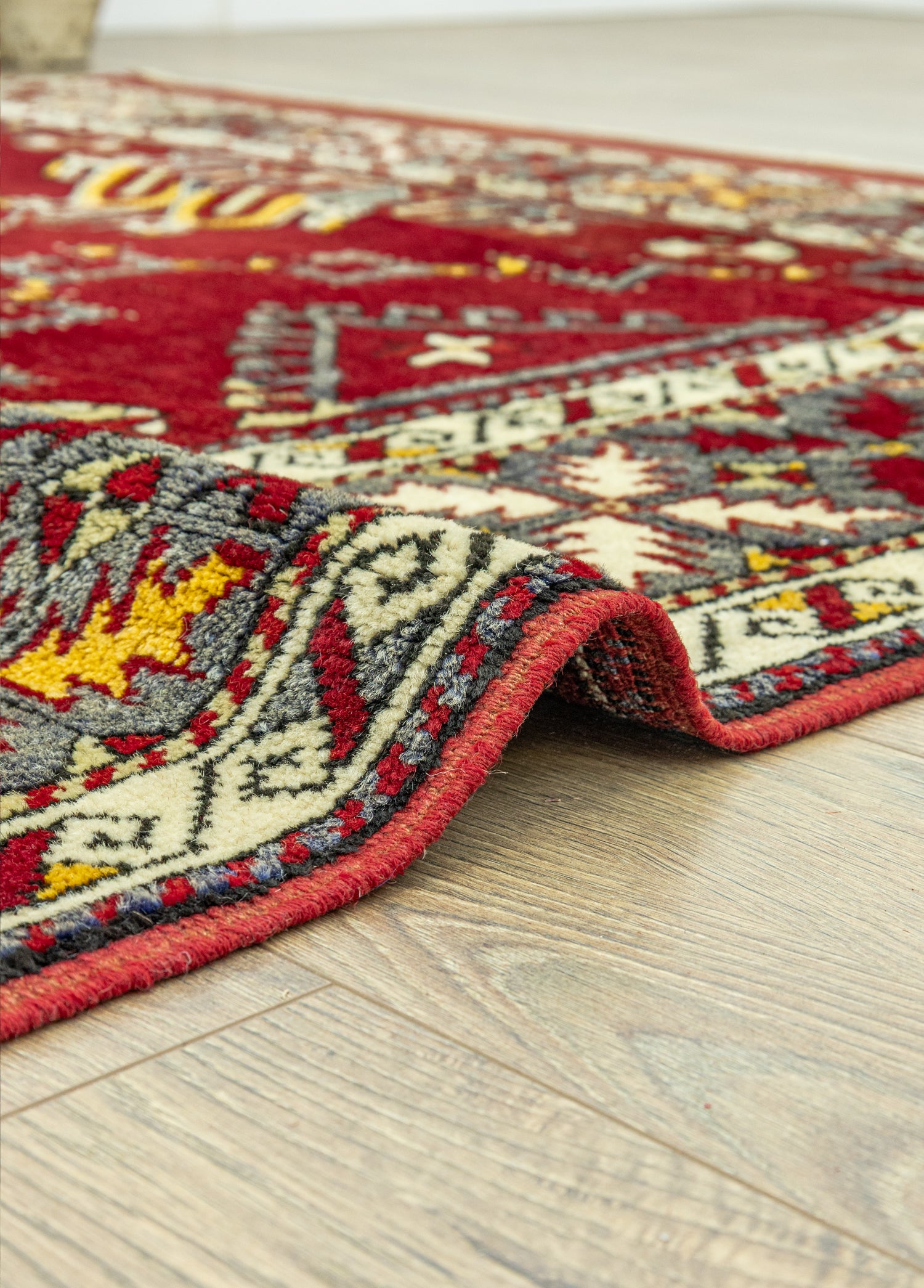 Darel Rustik Tasarımlı Köy Halısı 174x272 cm