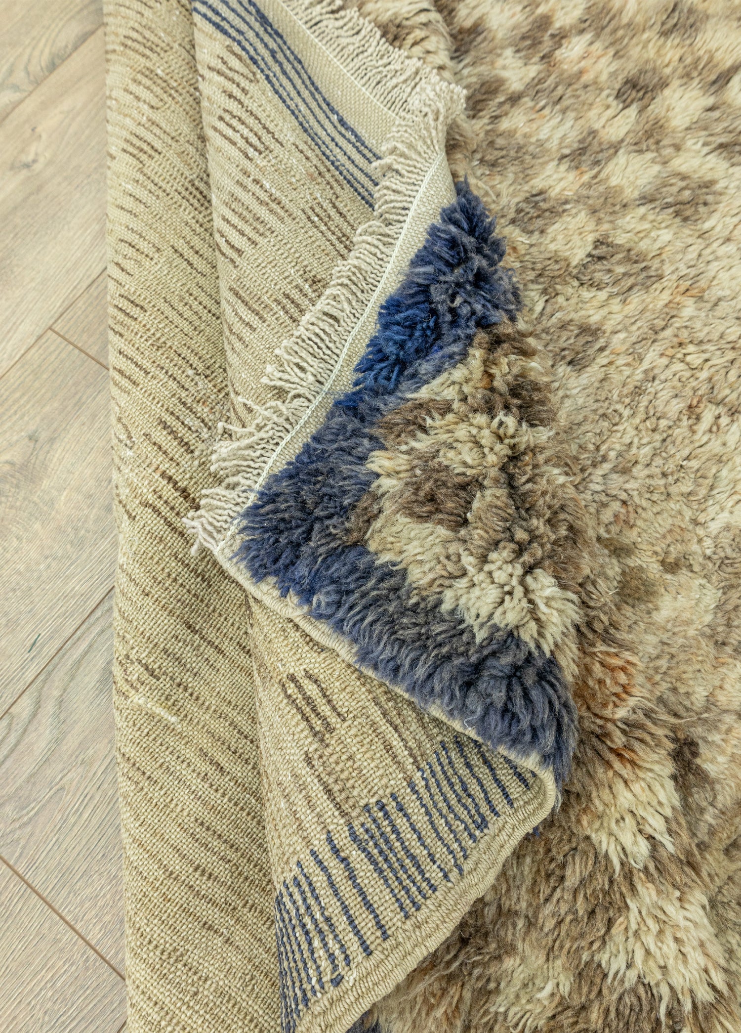 Gizel Dama Desenli Tülü Halı 136x227 cm