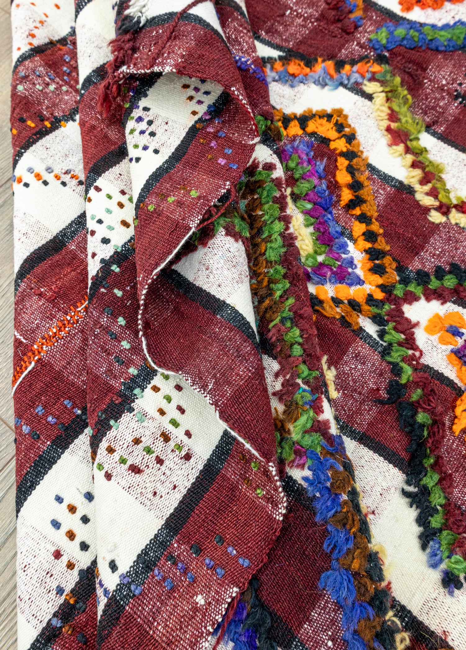 Aspar Tülü Kabartmalı El Dokuma Kilim 140x223 cm