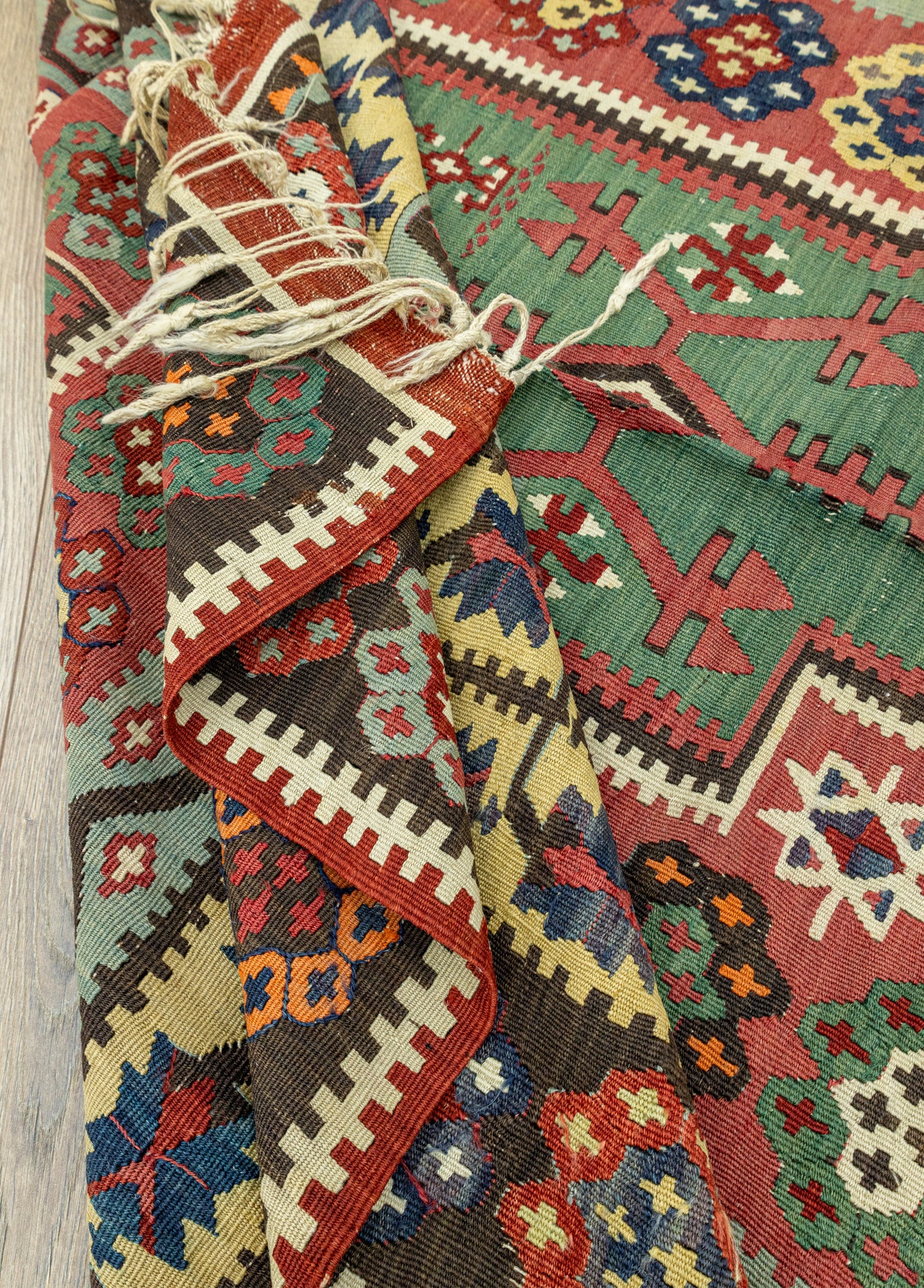 Erzurum, El Dokuma Antika Yün Kilim
